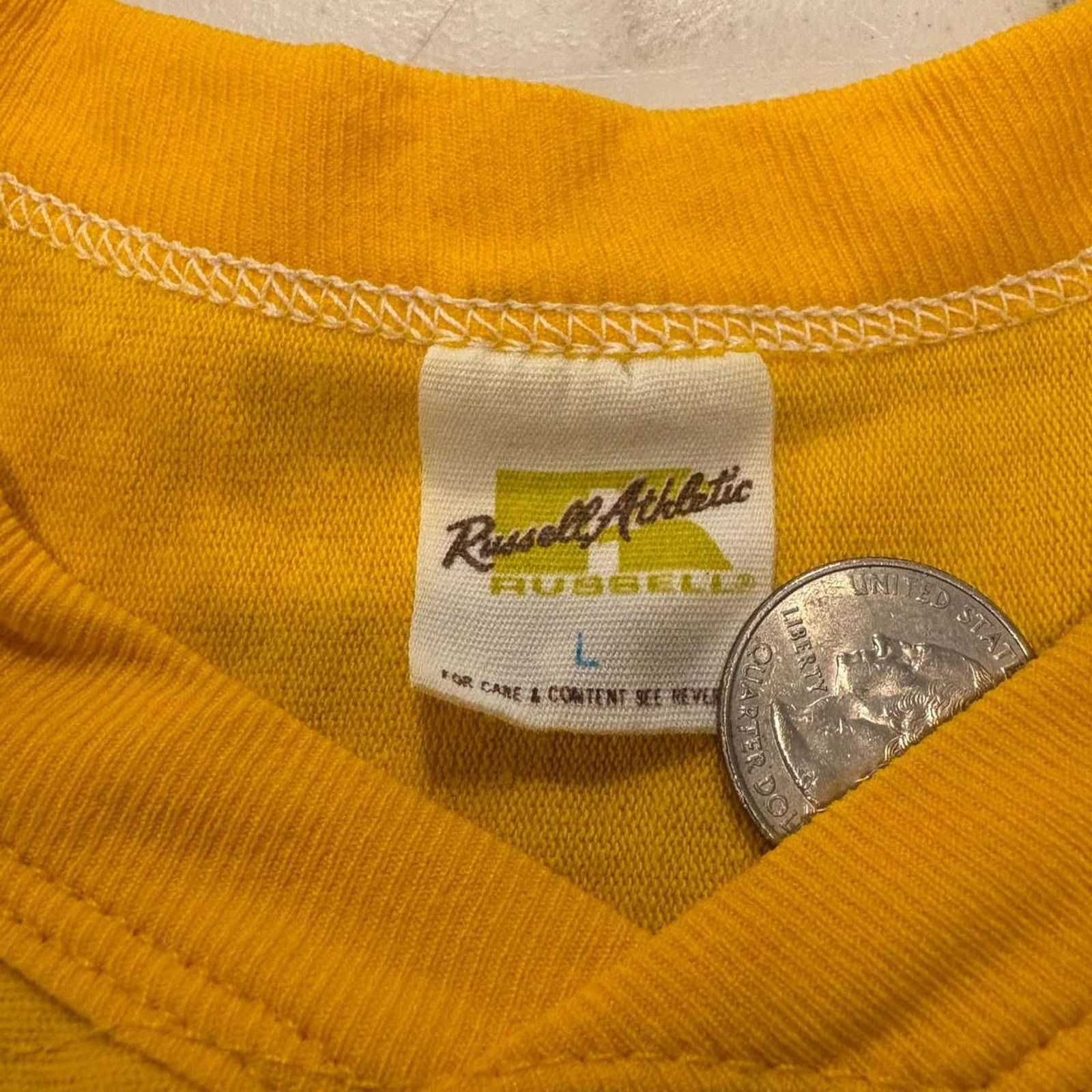 Russell Athletic 1970s green and yellow vintage Size US L / EU 52-54 / 3 - 3 Thumbnail