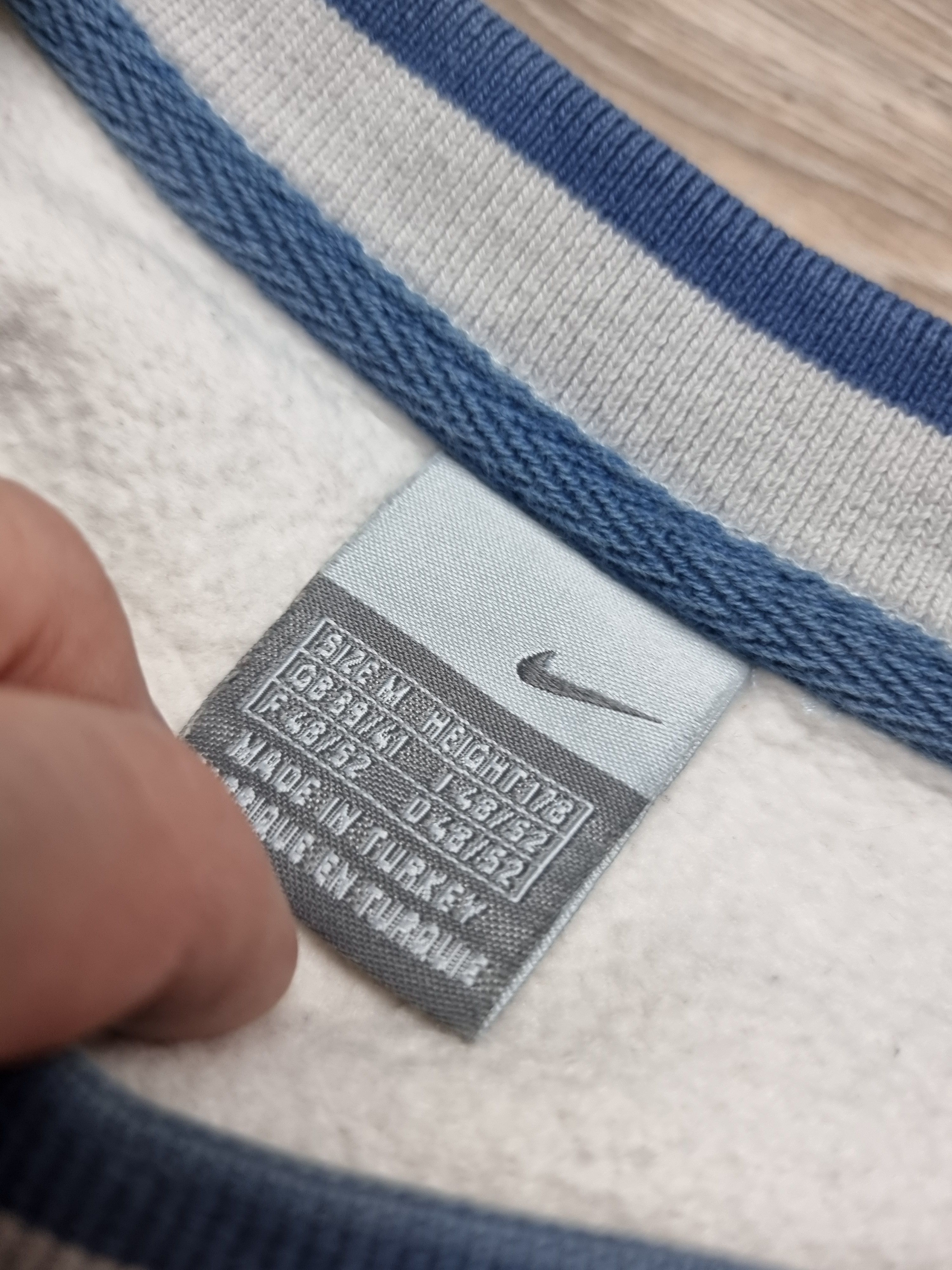 Nike × Vintage Nike crewneck vintage central swoosh Size US M / EU 48-50 / 2 - 3 Thumbnail