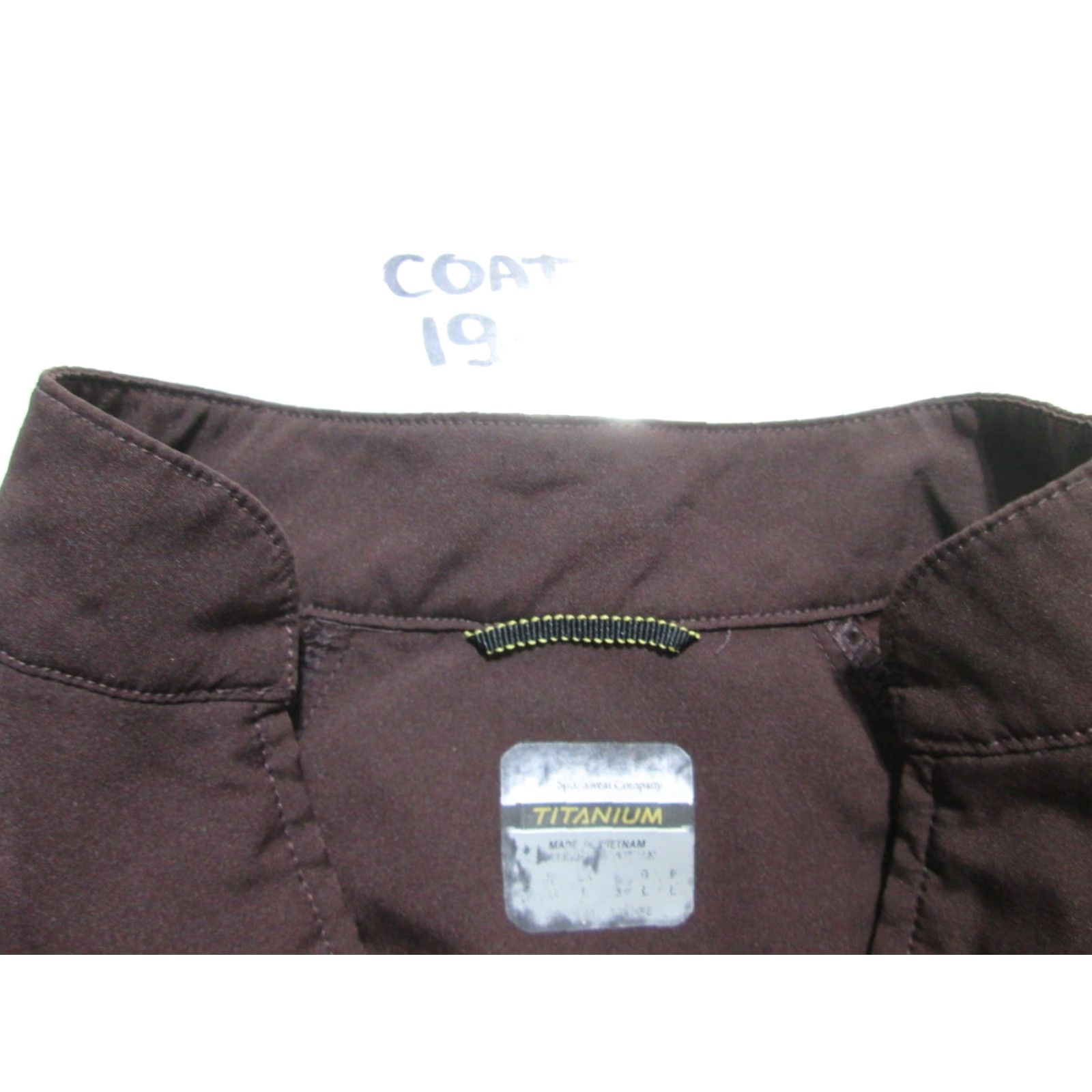 Vintage Columbia Jacket Brown Basic Jacket Womens L Zip Pockets Solid Polyester Outerwear Size L / US 10 / IT 46 - 6 Thumbnail