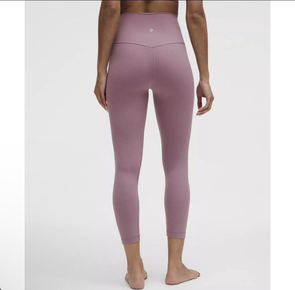 Lululemon lululemon Align High-Rise Crop 23" Size 4 Lavender Lux Size 27" / US 4 / IT 40 - 4 Thumbnail