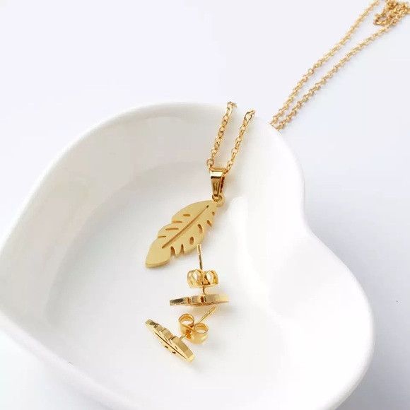 Other Stainless Steel Bridal Necklace-Earring Set Size ONE SIZE - 5 Thumbnail