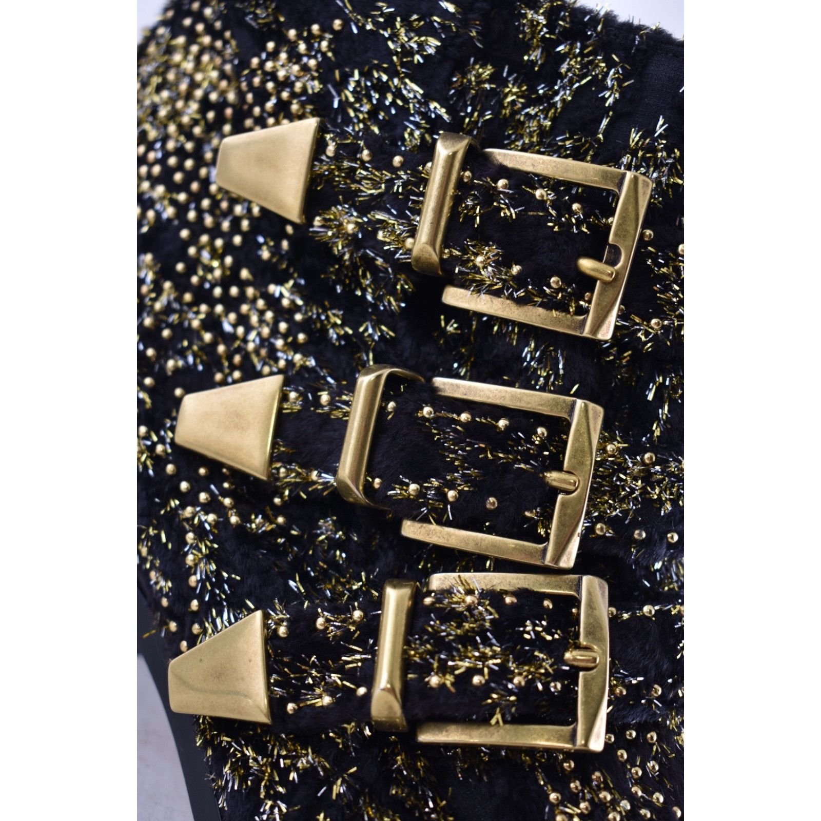Chloe Chloe Suzanna Black Gold Velvet Studded Ankle Bootie 37 Size US 7 / IT 37 - 6 Thumbnail