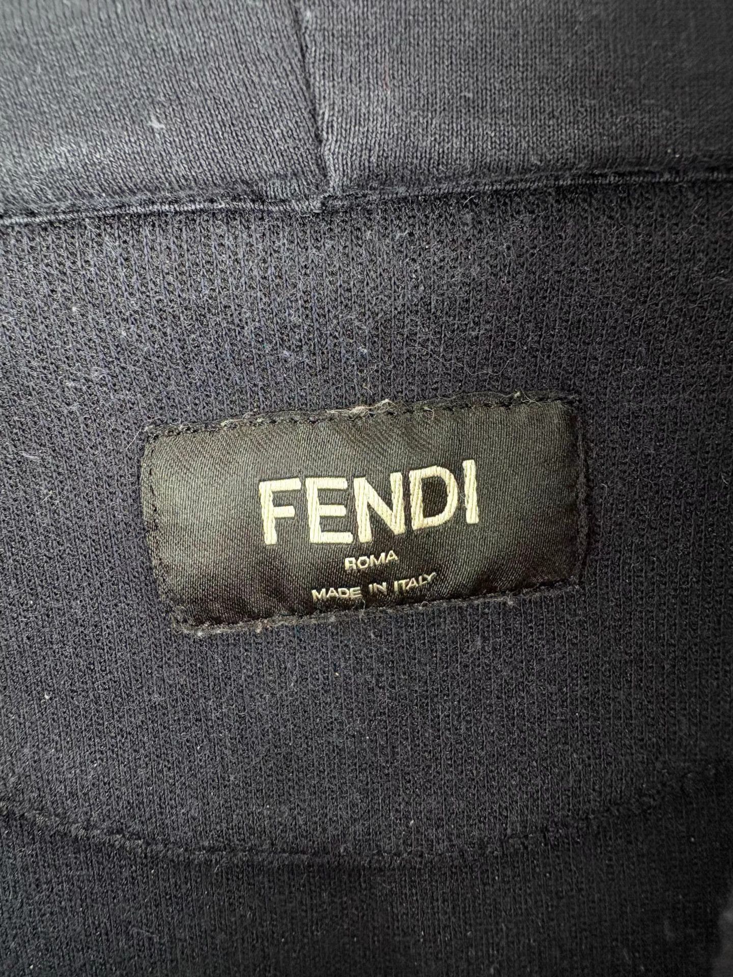Fendi FENDI FF Logo Round Neck Sweatshirt Size US S / EU 44-46 / 1 - 5 Thumbnail