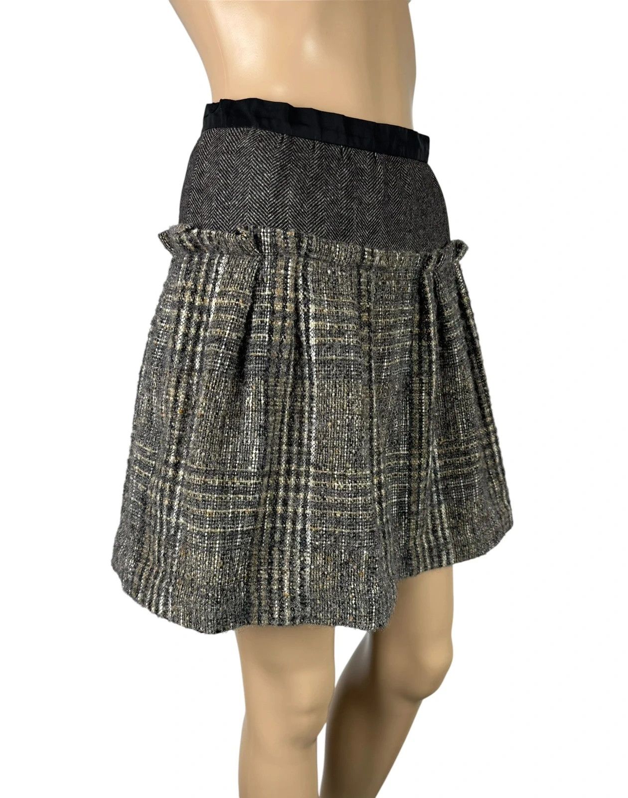 Louis Vuitton Louis Vuitton Mini Skirt Mohair size XS Size 26" / US 2 / IT 38 - 3 Thumbnail