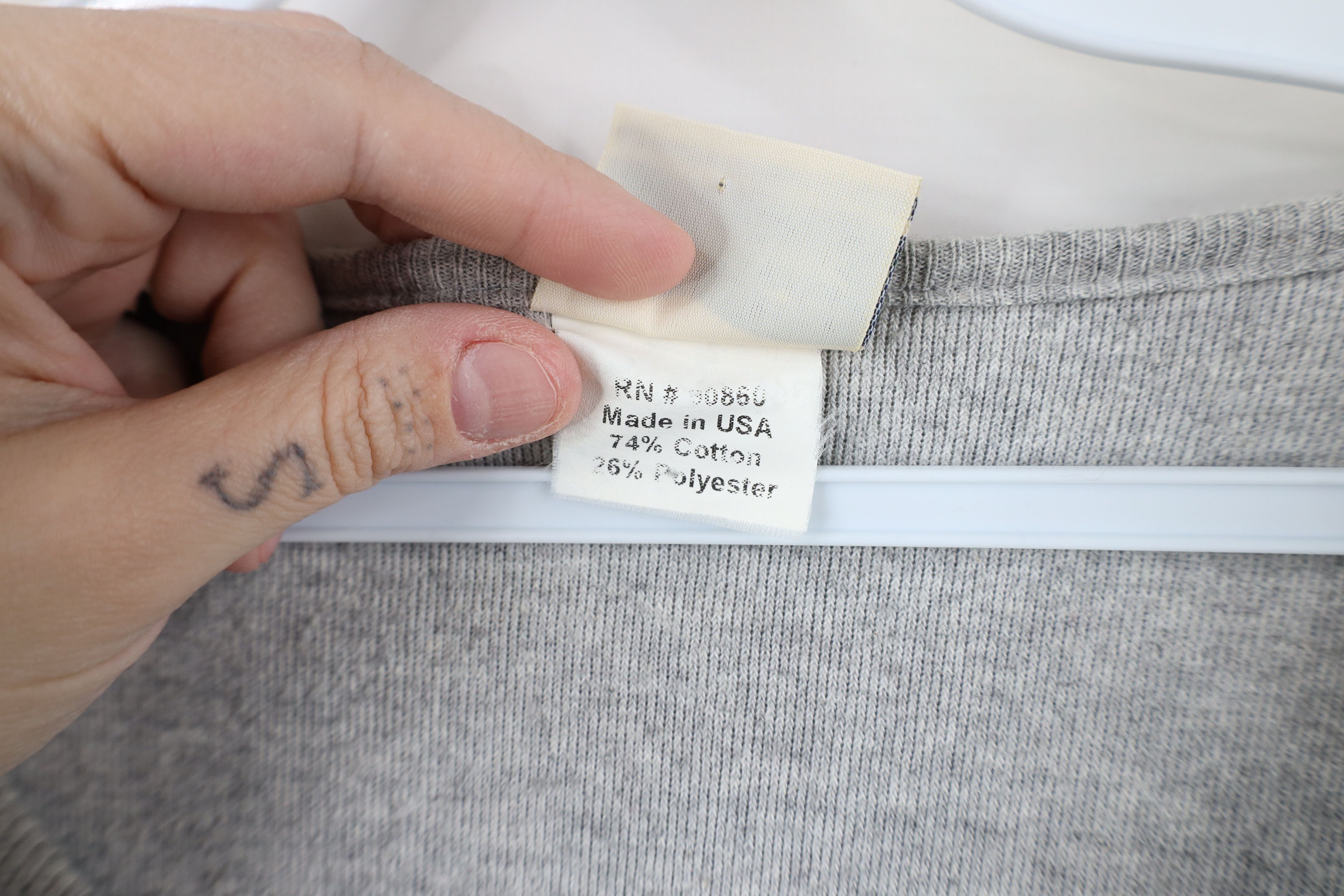 Vintage Vintage 90s Streetwear Print Fleece Cardigan Sweater USA Size L / US 10 / IT 46 - 9 Thumbnail