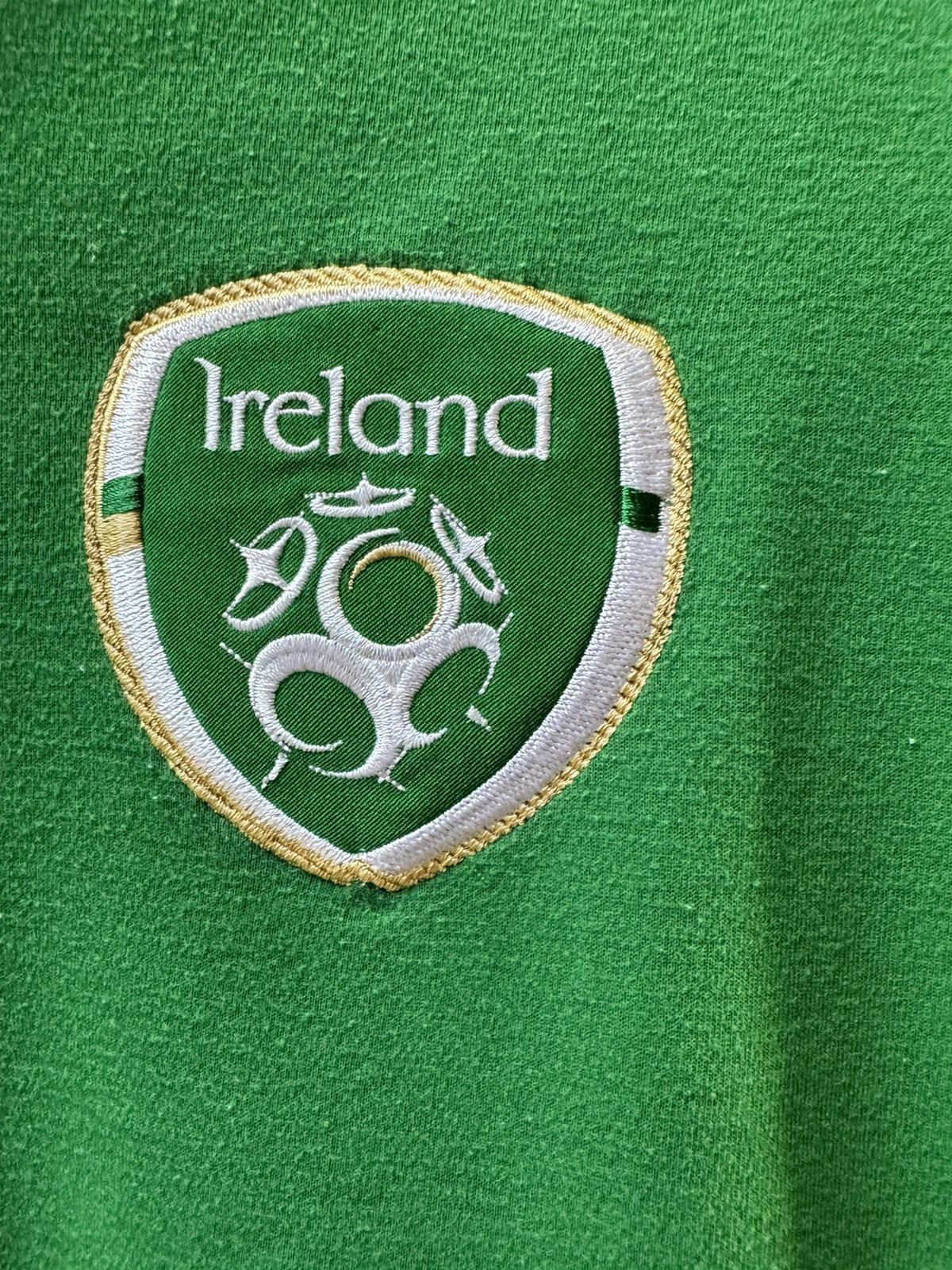 Umbro Ireland 2010 vintage home shirt umbro jersey l-xl Size US L / EU 52-54 / 3 - 5 Thumbnail