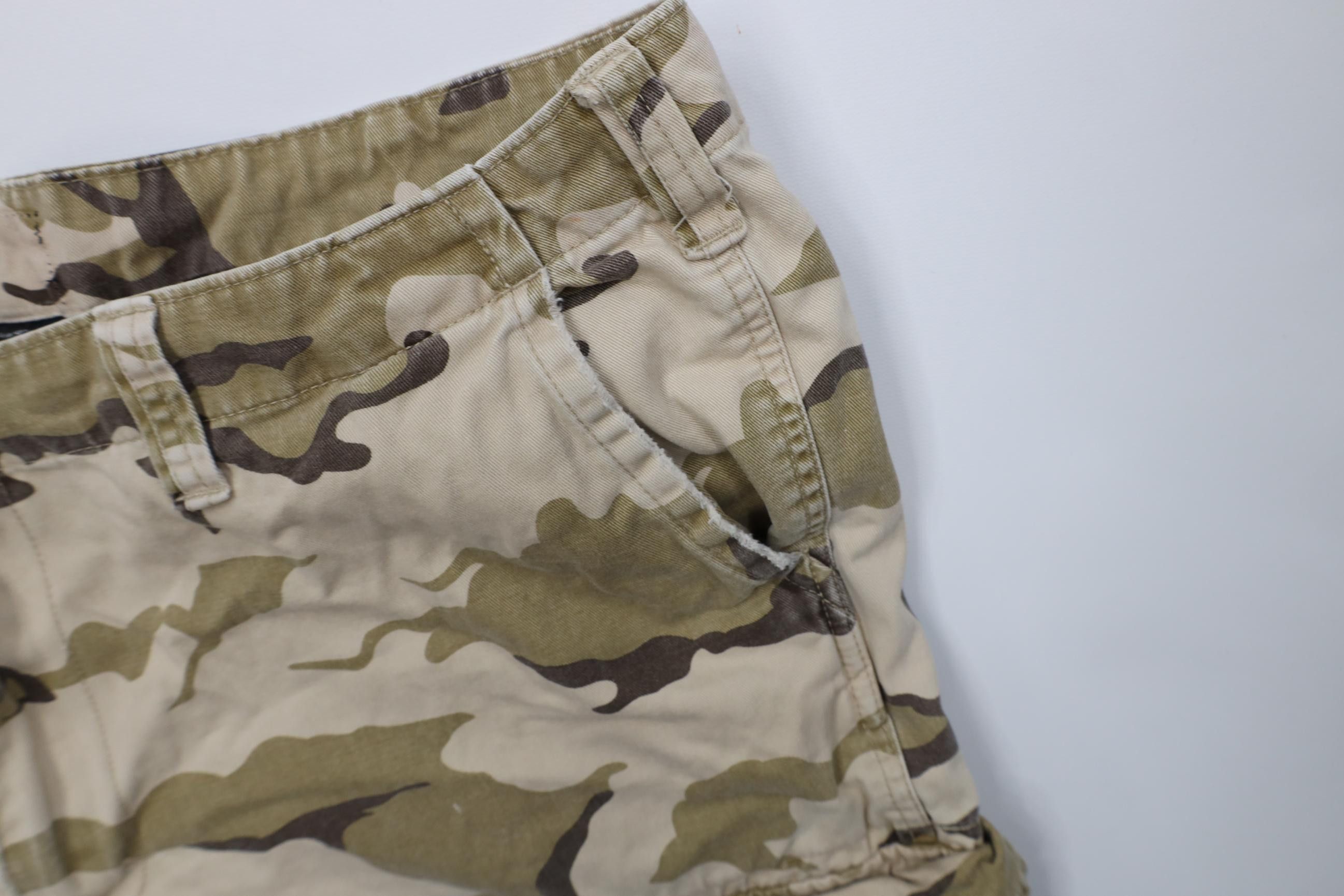 Vintage Vintage 90s Y2K Streetwear Camouflage Wide Leg Cargo Pants Size US 38 / EU 54 - 11 Thumbnail