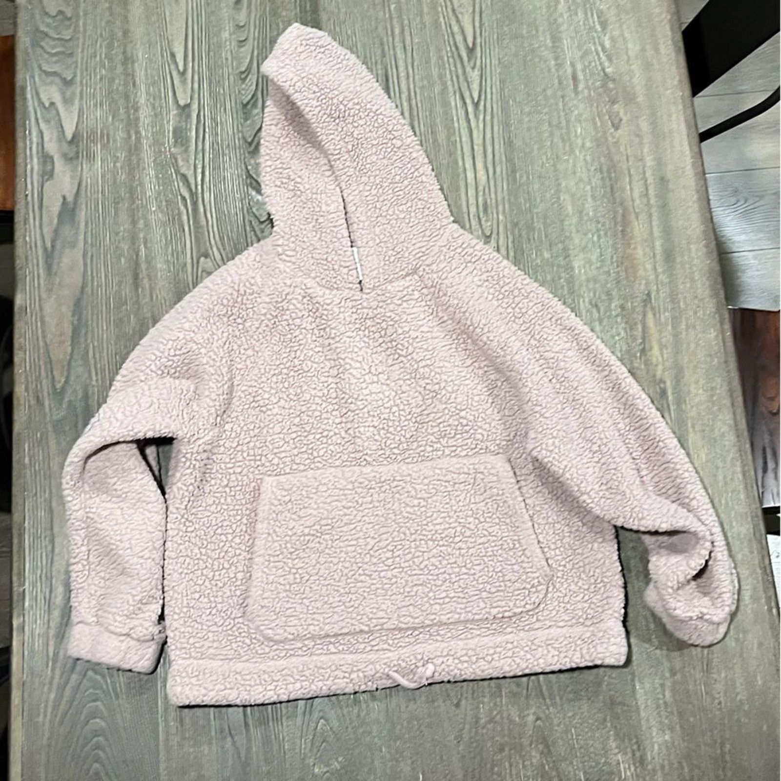 American Eagle Outfitters American Eagle Sherpa Hoodie Sweatshirt Long Sleeve Pullover Size M / US 6-8 / IT 42-44 - 1 Thumbnail