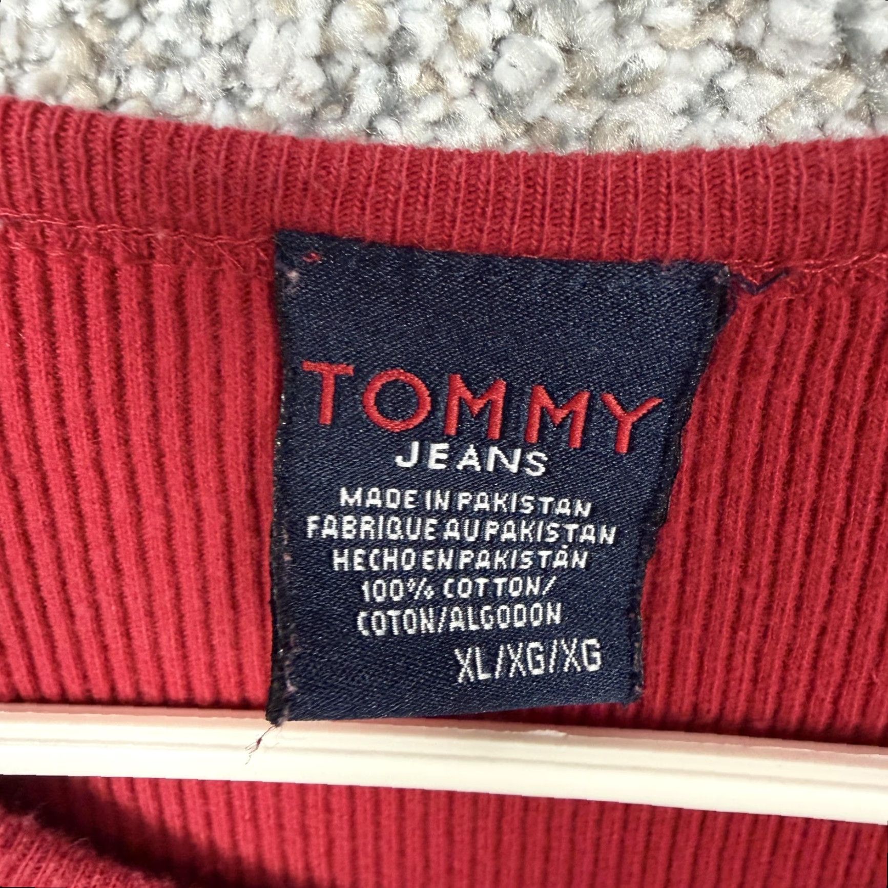 Vintage VINTAGE Tommy Jeans Shirt Mens XL Red 90s Hipster Retro Knit Crew Neck Short Sleeve Logo Embroidery Denim Size US XL / EU 56 / 4 - 5 Thumbnail