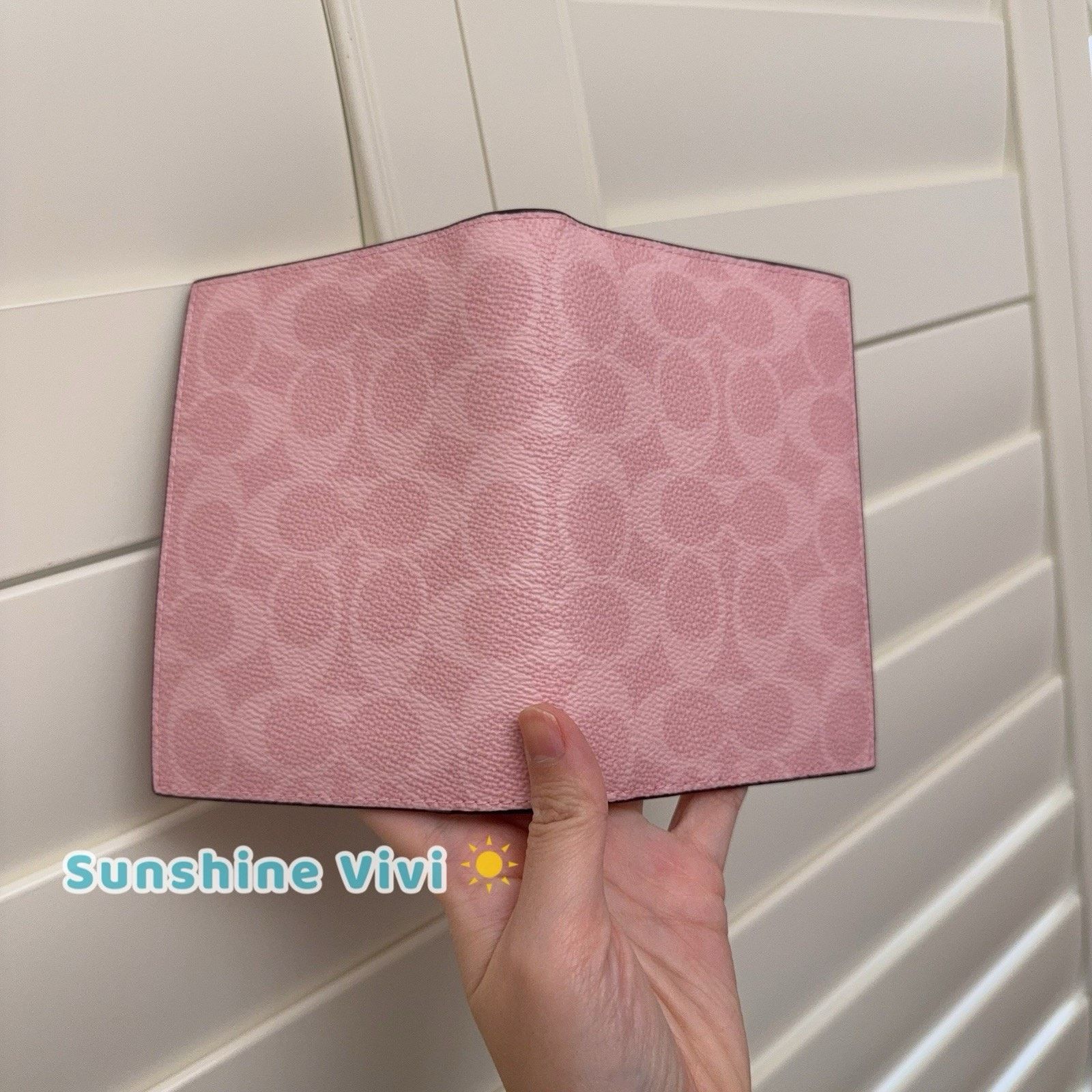 Coach NWT Limited Coach Passport Card Case Powder Pink CW170 Size ONE SIZE - 4 Thumbnail
