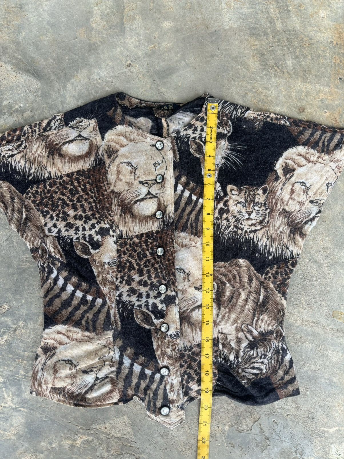 20471120 × Beauty Beast × Japanese Brand Vintage Japanese GK Animal Shirt Size M / US 6-8 / IT 42-44 - 9 Thumbnail