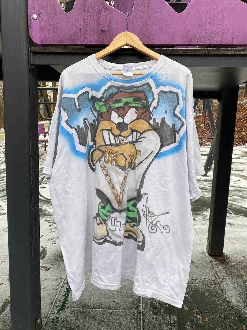 Vintage 90’s Looney Tunes Taz tee Size US XXL / EU 58 / 5 - 1 Thumbnail
