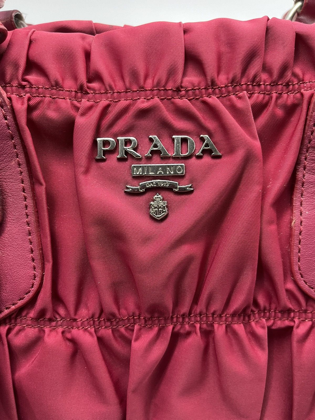 Prada Authentic PRADA Gaufre Shoulder Bag Size ONE SIZE - 14 Thumbnail