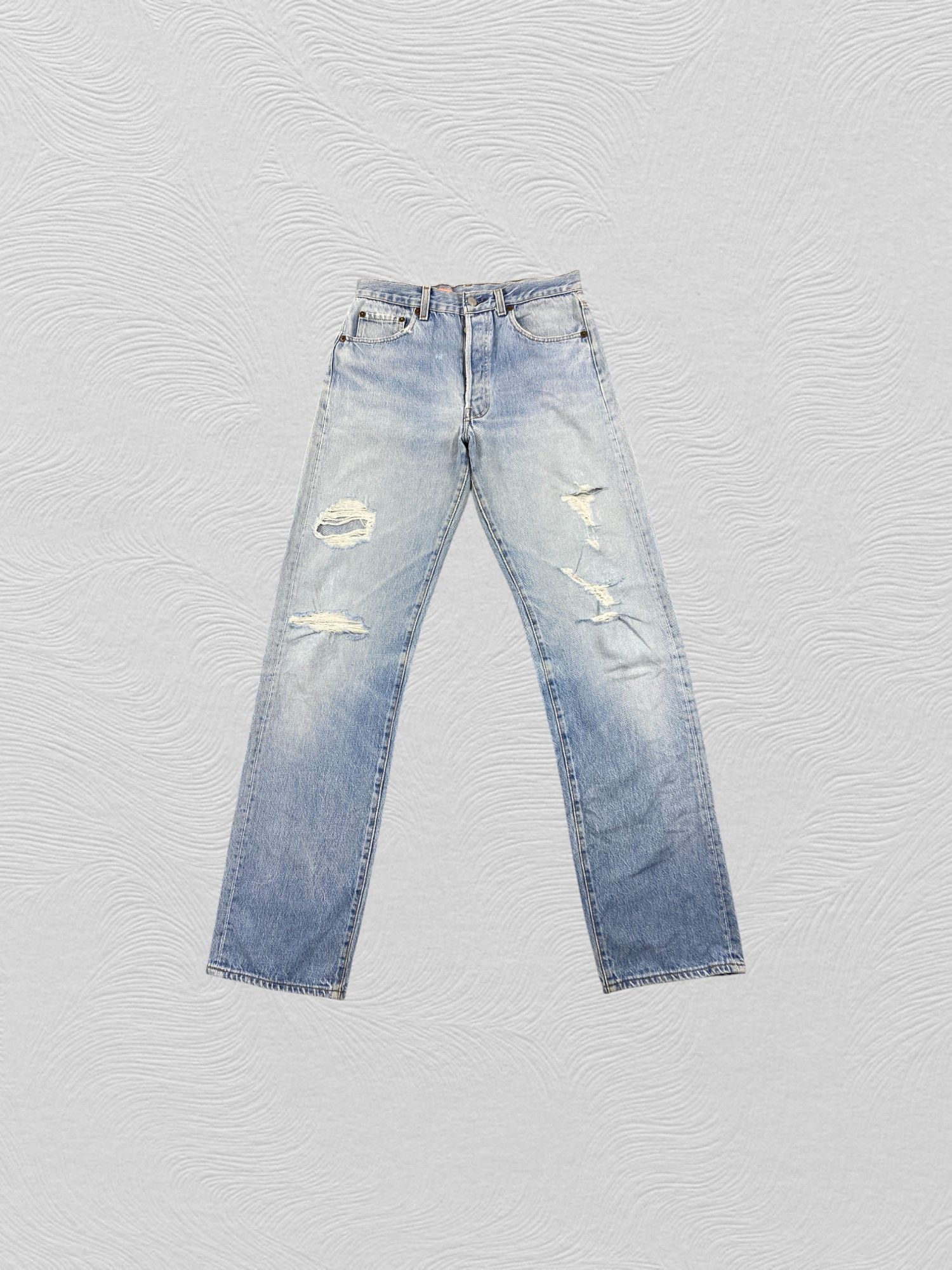 Levi's Vintage Levi's 501 Light Blue Jeans 29x32.5- JN3789 Size US 29 - 1 Thumbnail
