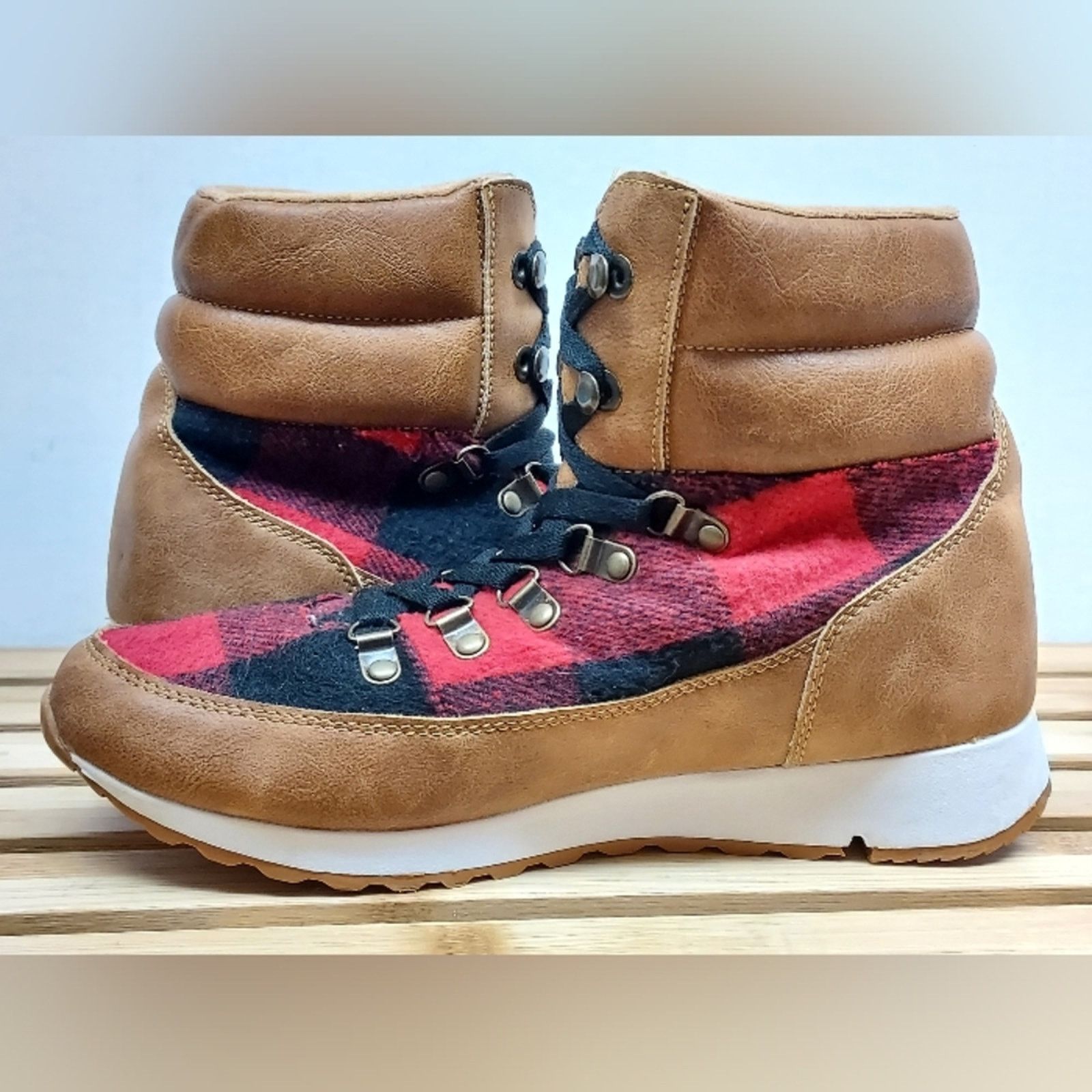 American Eagle Outfitters American Eagle Womens | Red Flannel | Winter Boots Size 9 Size US 9 / IT 39 - 3 Thumbnail