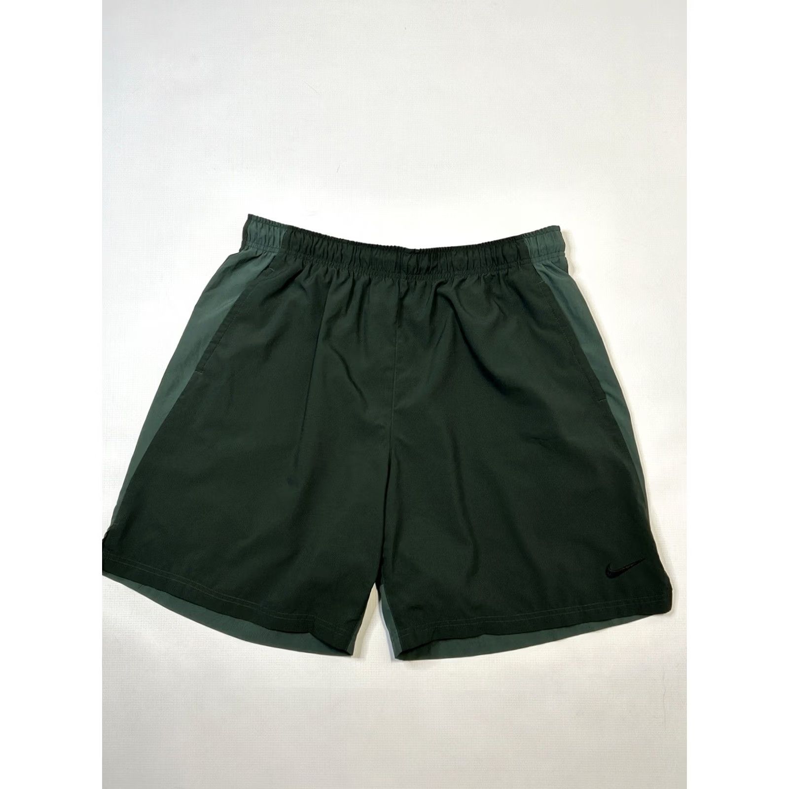 Nike Nike Dri Fit Woven Shorts Football/Soccer Gym Training 2XL Mens Forest Green Black 833271 Size US 39 - 5 Thumbnail