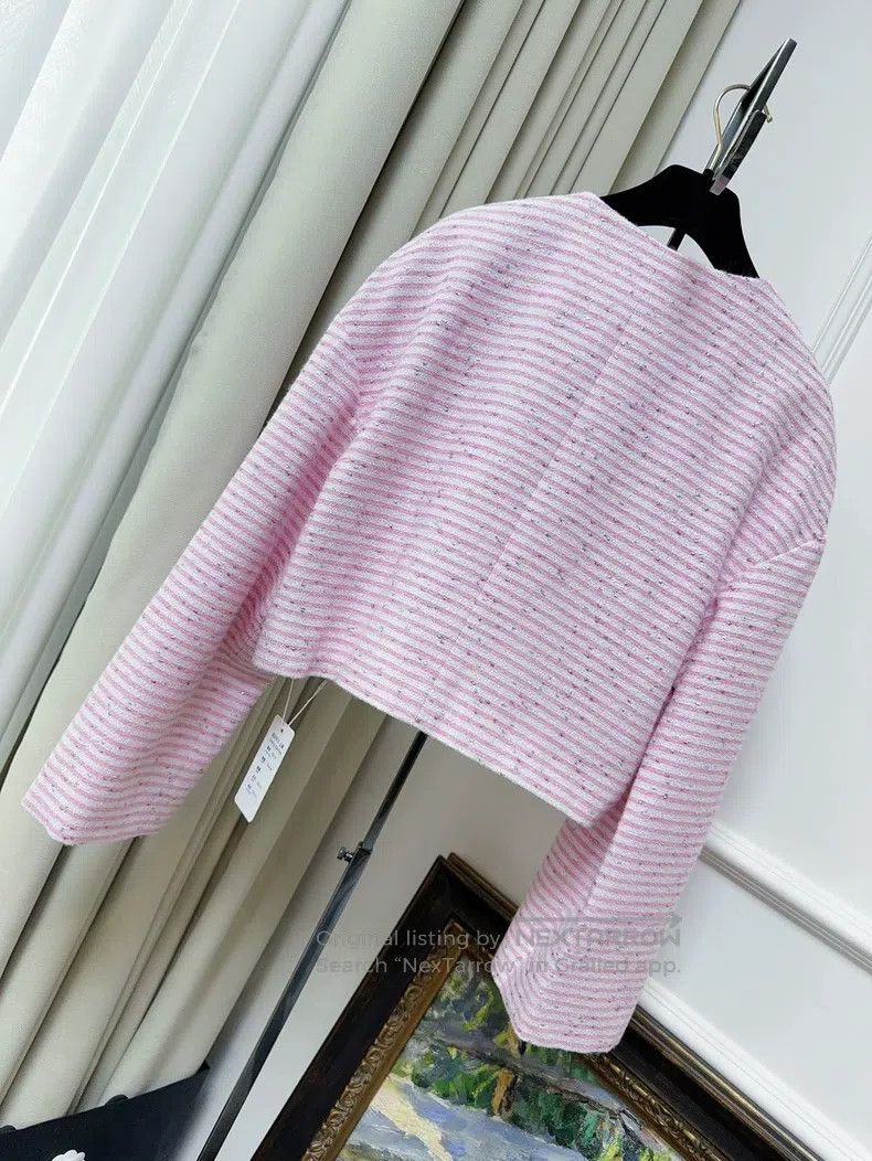 Chanel Chanel 24C early spring pink striped glitter diamond buckl Size XS / US 0-2 / IT 36-38 - 2 Thumbnail