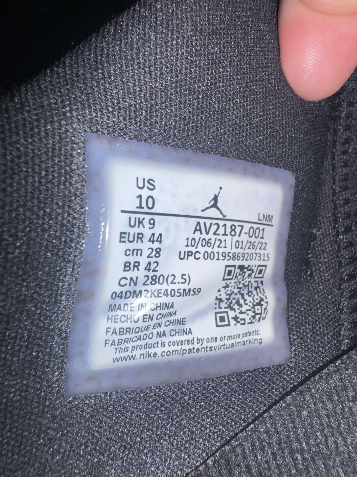 Jordan Brand Jordan 11 Retro Low 72-10 Size US 10 / EU 43 - 4 Thumbnail
