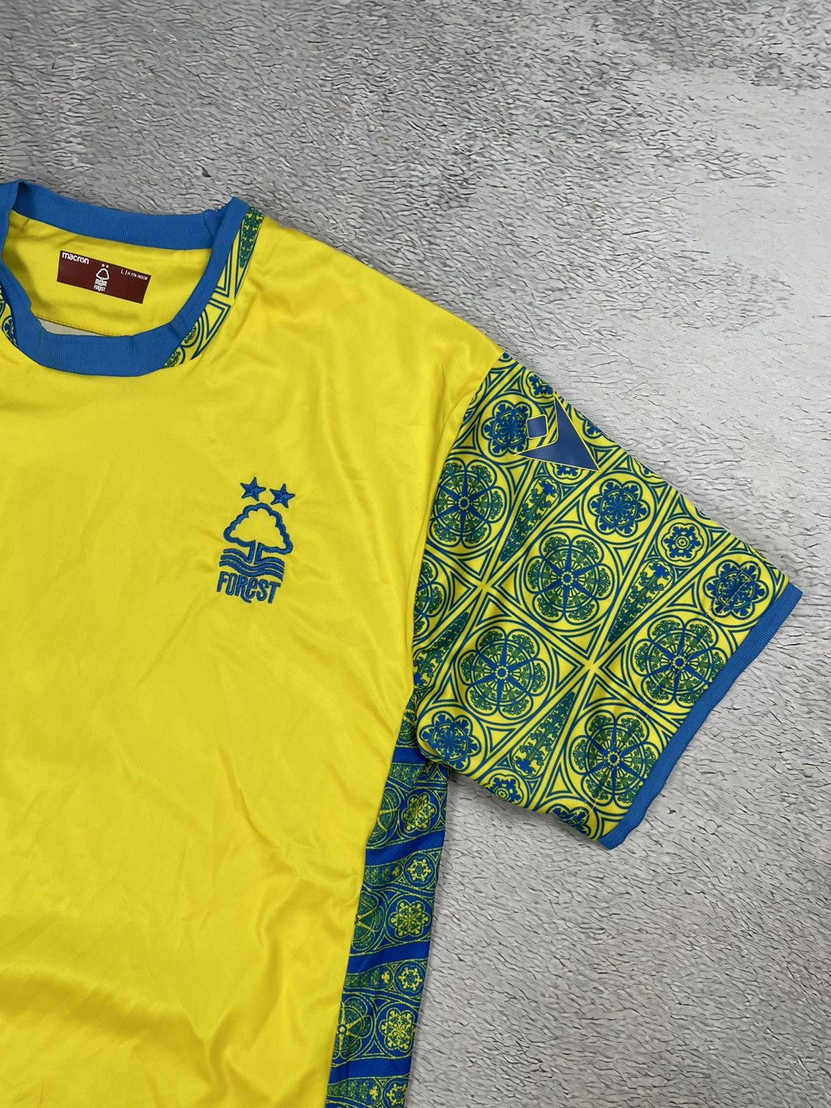 Macron × Vintage Vintage Nottingham Forest 2022/23 Macron Jersey Blokcore Size US L / EU 52-54 / 3 - 3 Thumbnail