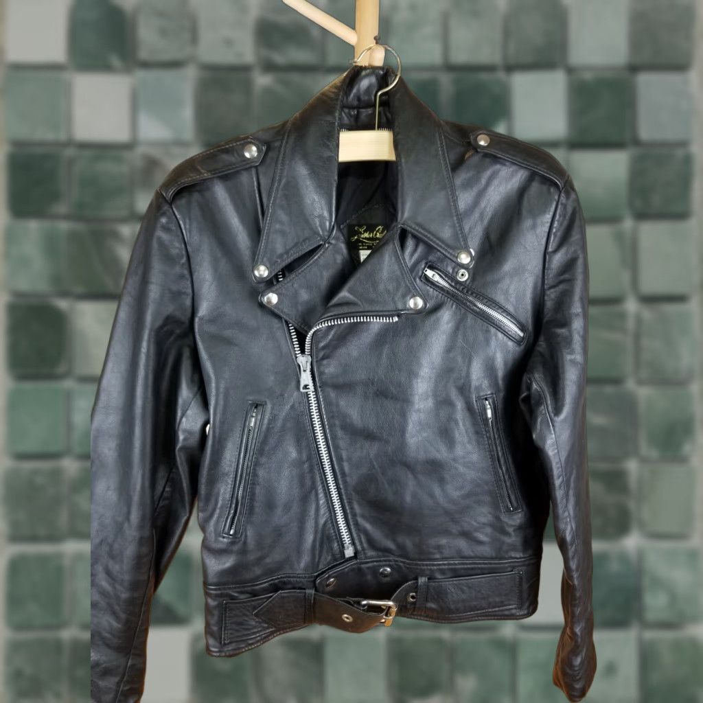 Vintage VINTAGE LEATHER CRAFT FASHIONS BLACK MOTORCYCLE LEATHER JACKET SZ 46 Men Jacket 46 Black Motorcycle Lined 26in g12 Size US S / EU 44-46 / 1 - 1 Thumbnail