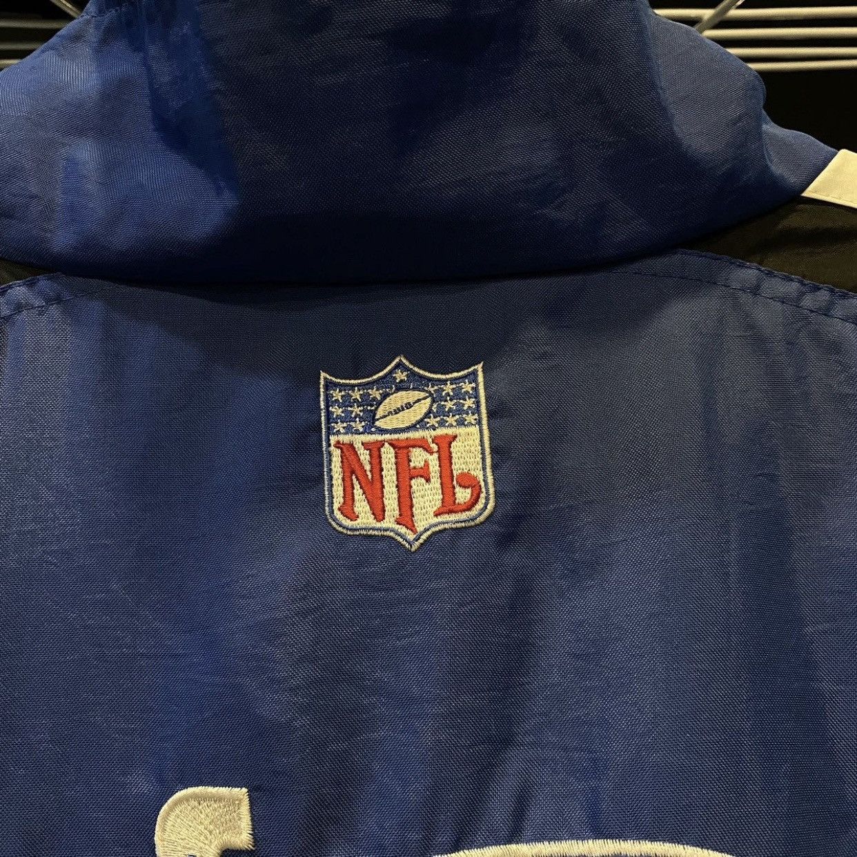 NFL Vintage Logo Athletic NFL Pro Line Indianapolis Colts Jacket Size US L / EU 52-54 / 3 - 8 Thumbnail