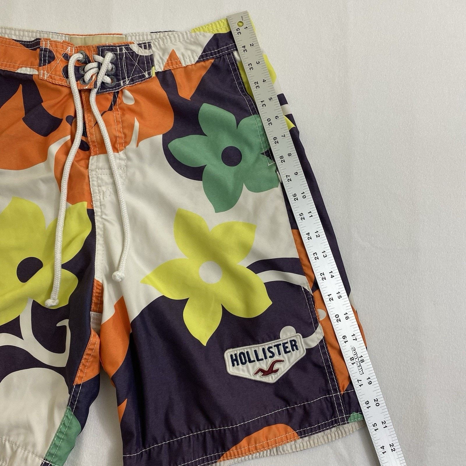 Hollister Hollister Men's Swim Shorts Mens M Tropical Drawstring Size US 32 / EU 48 - 9 Thumbnail