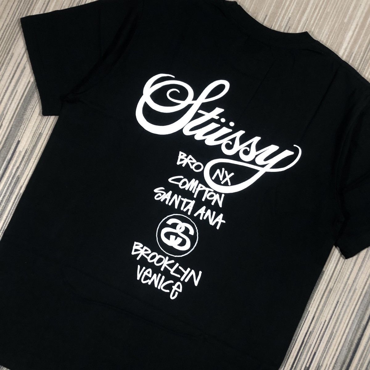 Stussy × Vintage Stussy World Tour Tee Size US M / EU 48-50 / 2 - 3 Thumbnail