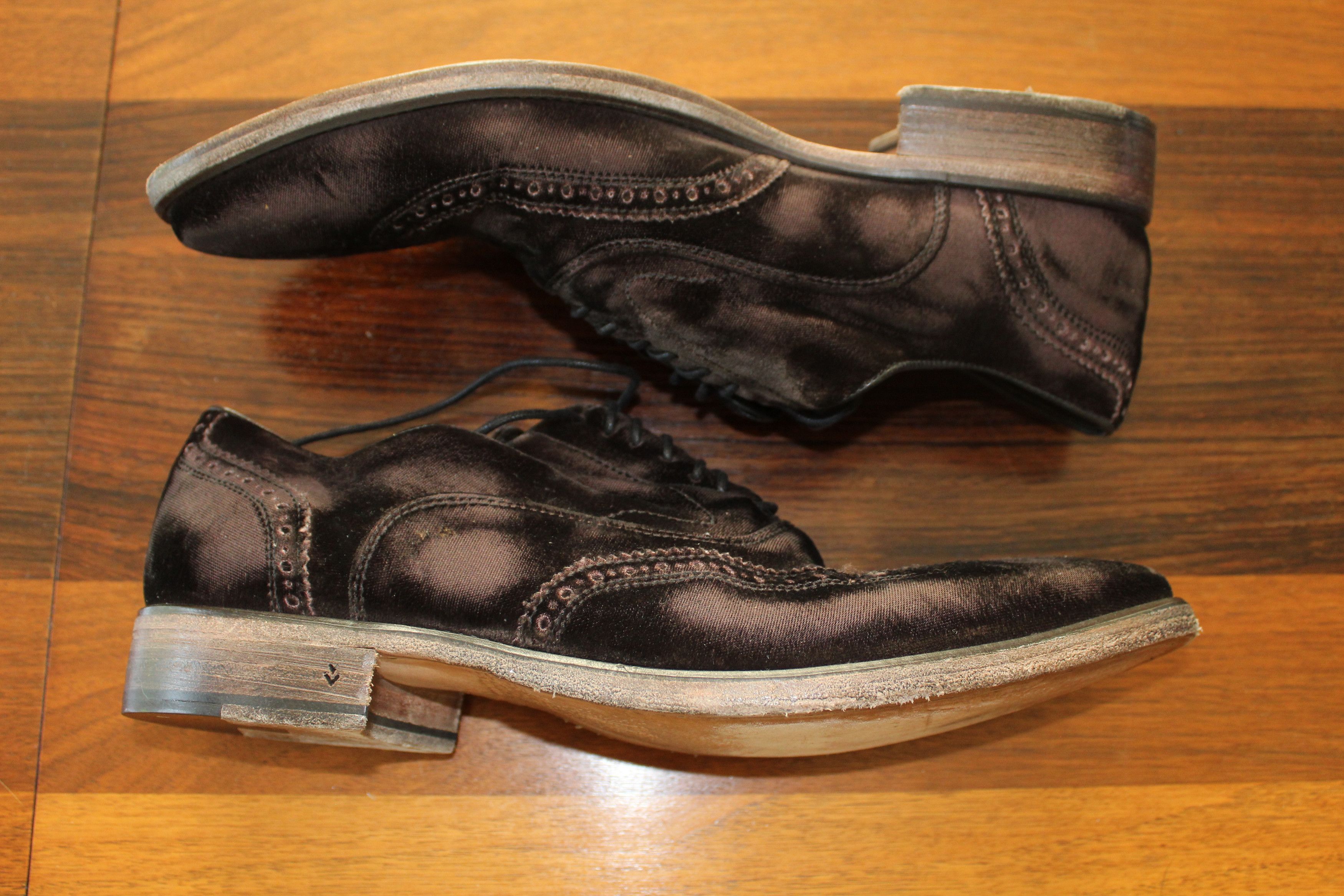 John Varvatos #1972 Crushed Velvet Wingtip – Wine Color Size US 11 / EU 44 - 3 Thumbnail