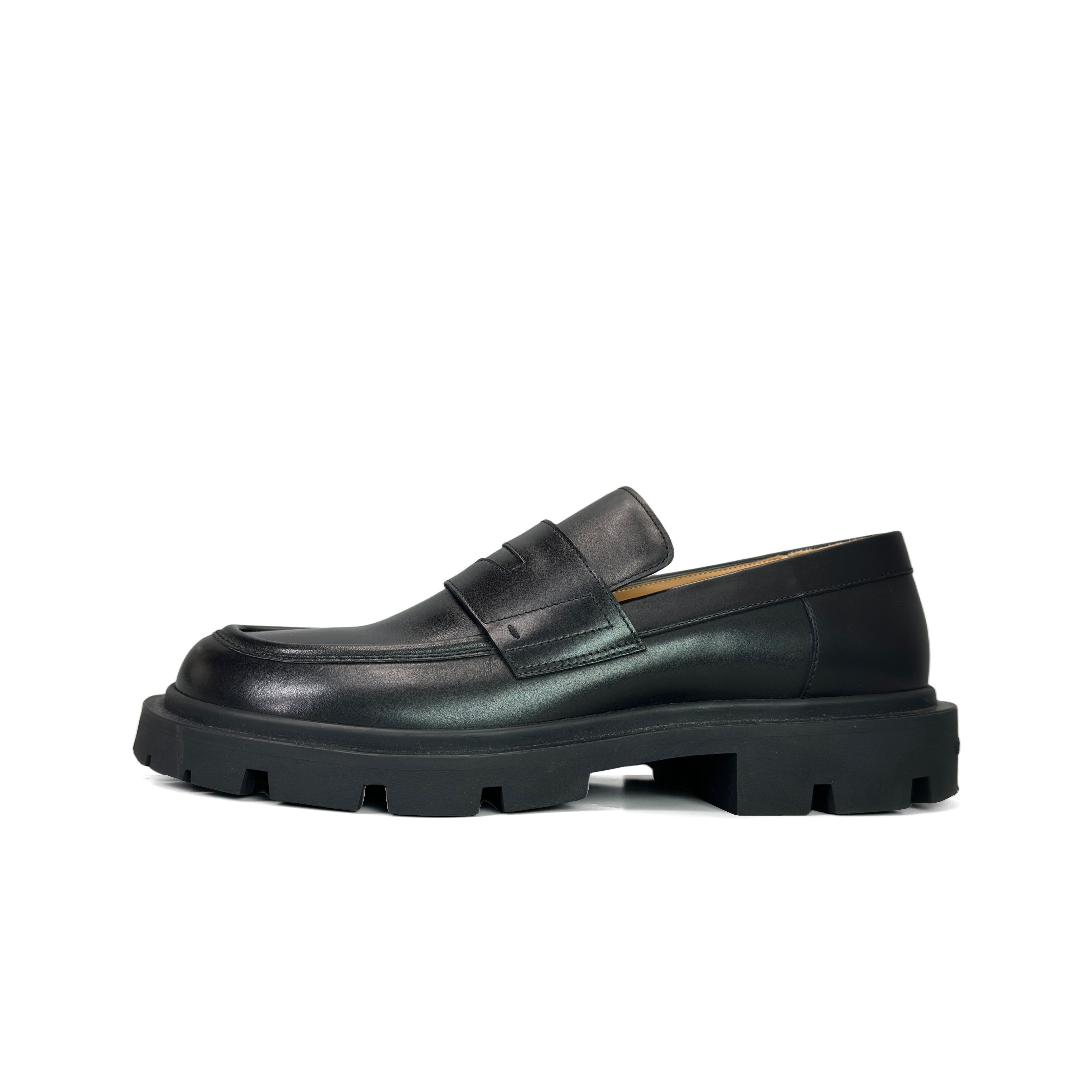 Maison Margiela Maison Margiela Black Leather Chain Loafers | Grailed