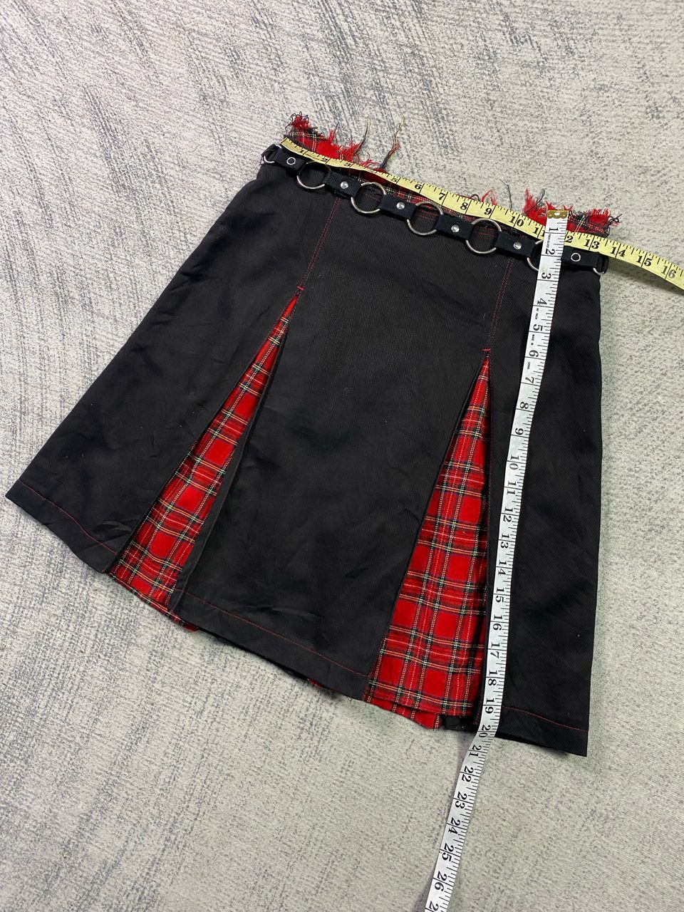14th Addiction × Le Grande Bleu (L.G.B.) Punk Style Tartan Red Black Pleated Skirt Size 26" / US 2 / IT 38 - 10 Thumbnail