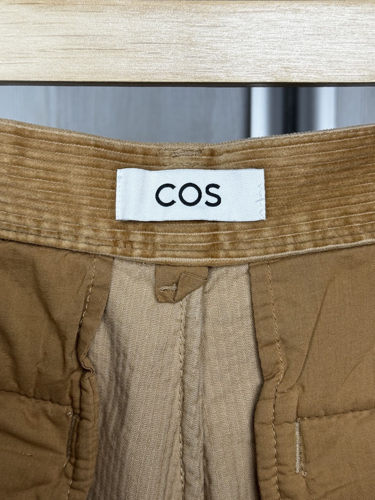 Cos COS Relaxed Fit Corduroy Cropped Pants size 52 Size US 36 / EU 52 - 7 Thumbnail