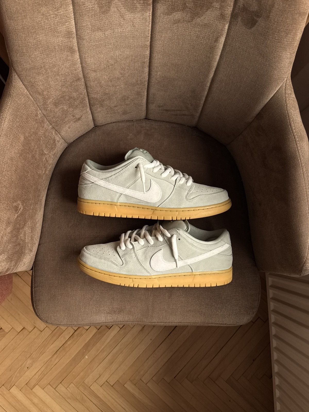 Nike SB Dunk Low Island Green Gum