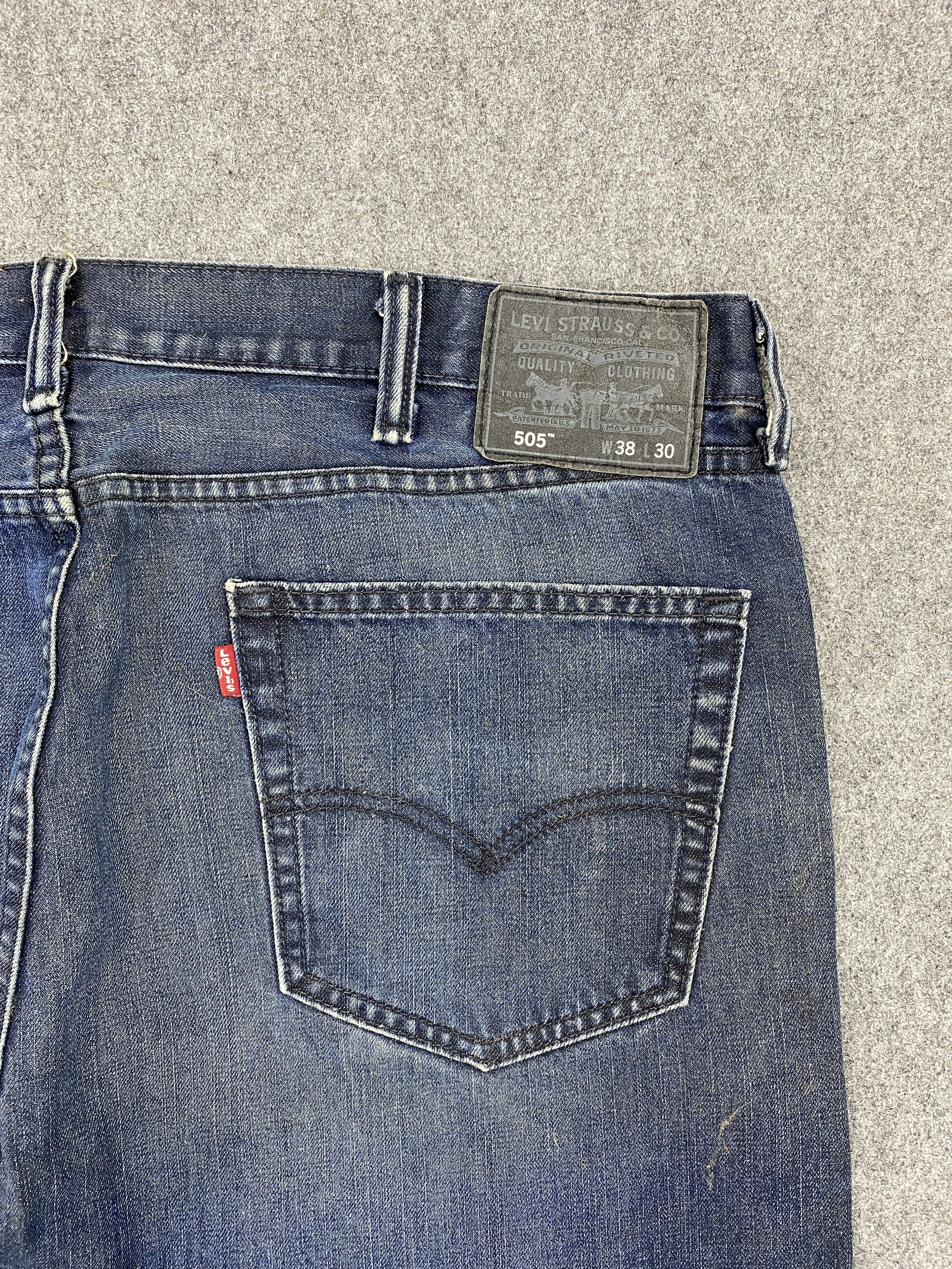 Levi's Vintage Levis 505 Faded Blue Jeans JA0105 Size US 33 - 9 Thumbnail