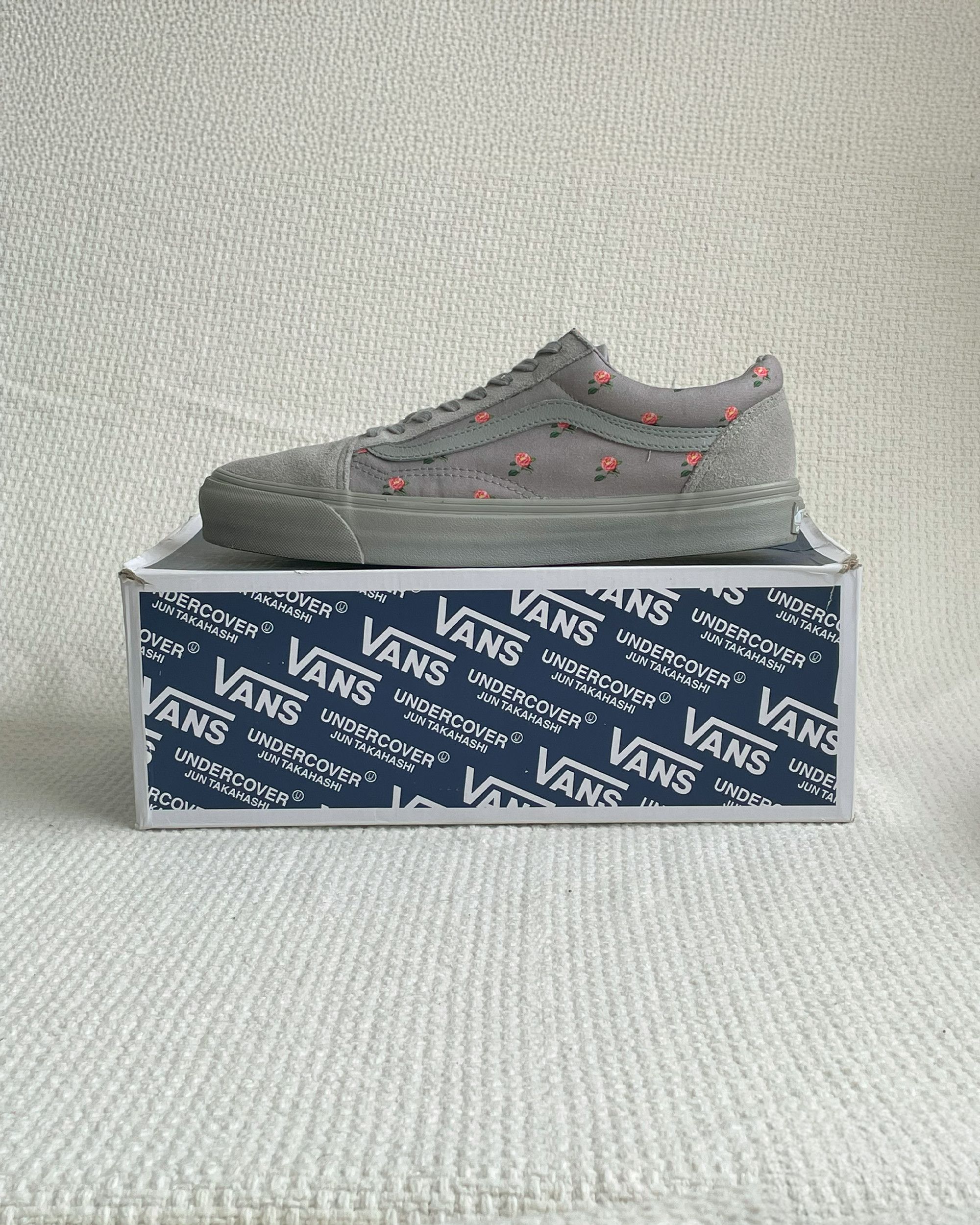 Undercover × Vans Vans x Undercover - Old Skool Flower Size US 10 / EU 43 - 11 Thumbnail