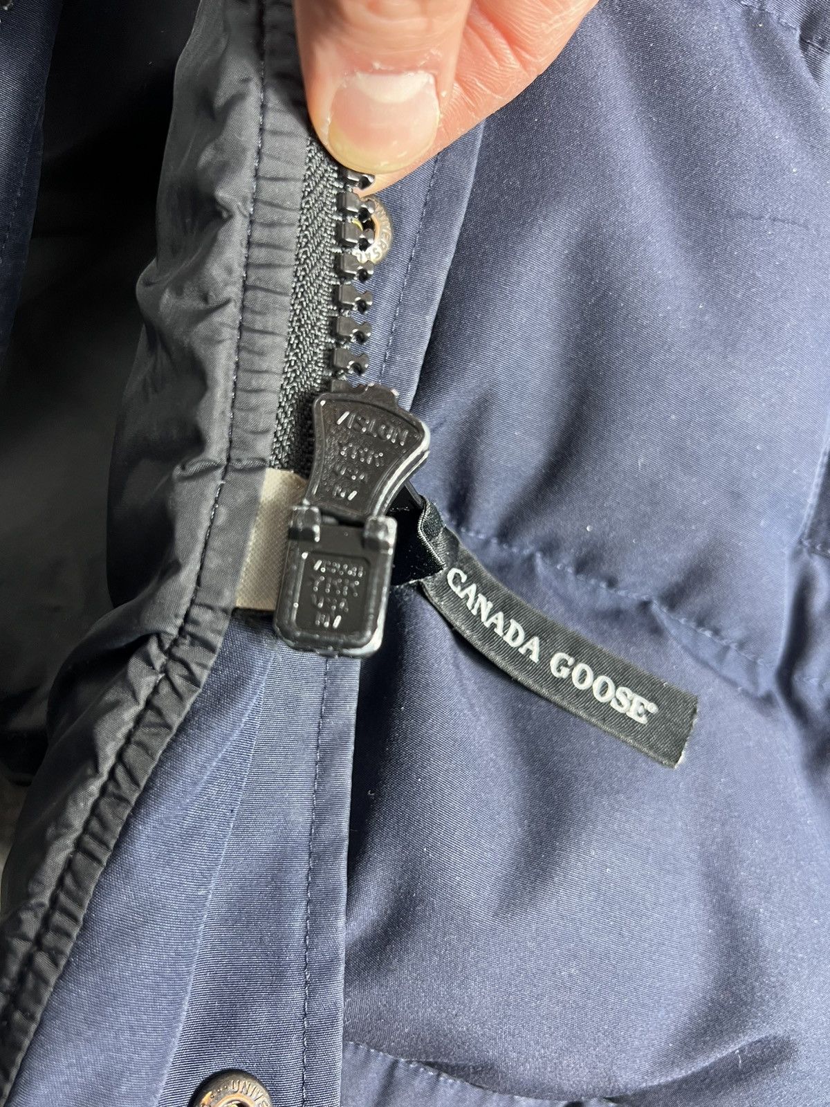 Canada Goose Canada Goose Carson Blue Parka with Coyote Fur Size US L / EU 52-54 / 3 - 11 Thumbnail