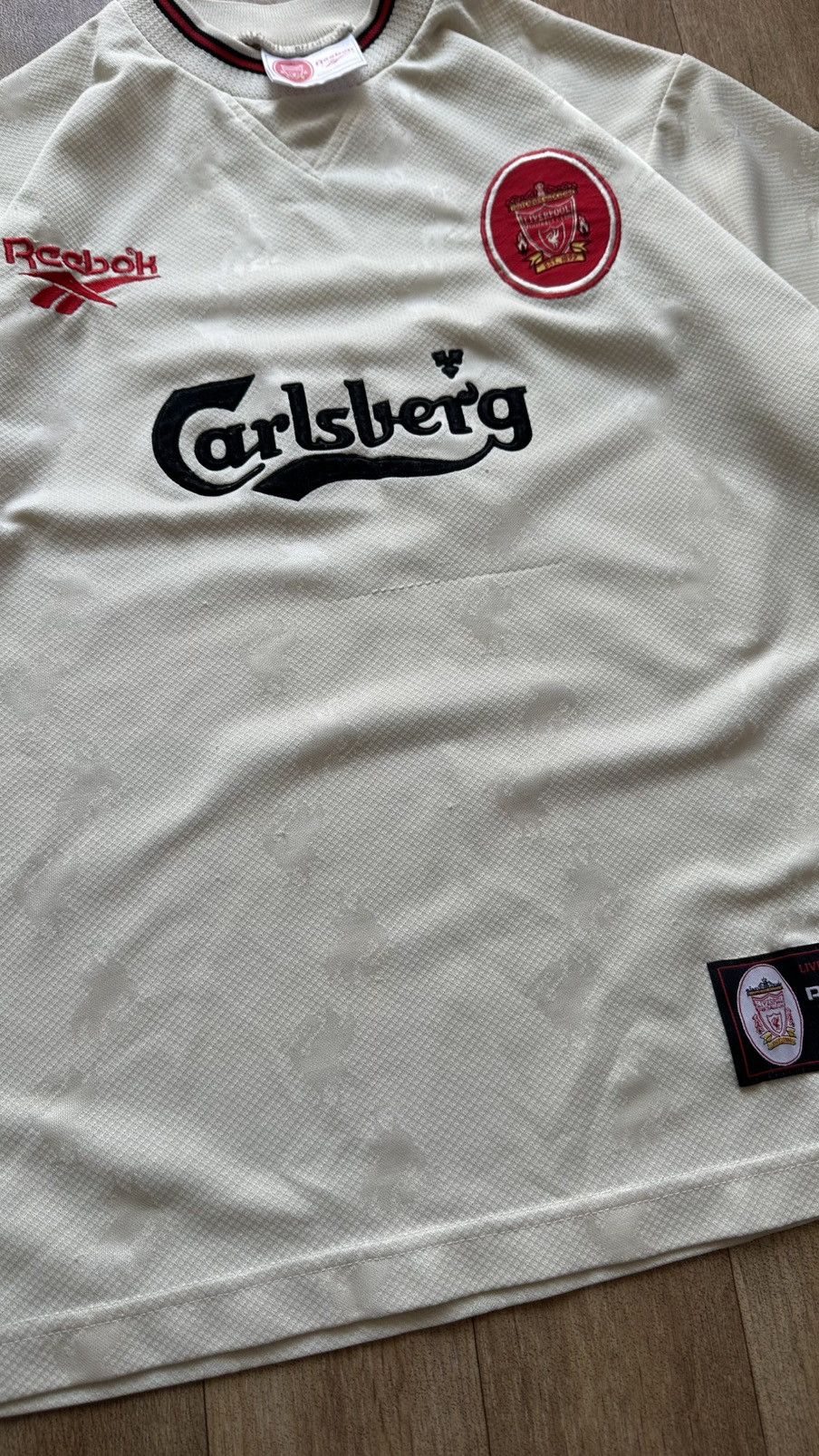 Vintage Vintage Liverpool 1996-1997 Away Jersey Size US S / EU 44-46 / 1 - 4 Thumbnail