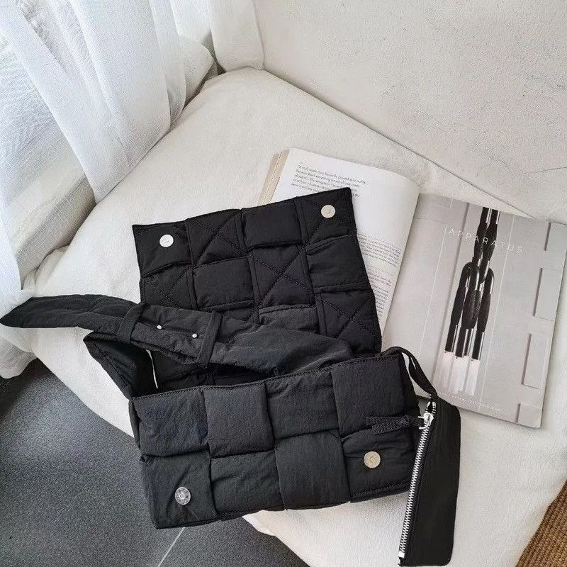 Japanese Brand Black Padded Cross Body Shoulder Bag y2k streetwear Size ONE SIZE - 2 Thumbnail