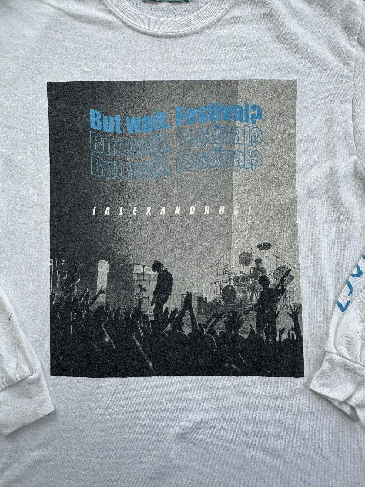 Band Tees ALEXANDROS BAND ROCK BUT WAIT FESTIVAL LS TEE Size US M / EU 48-50 / 2 - 2 Thumbnail