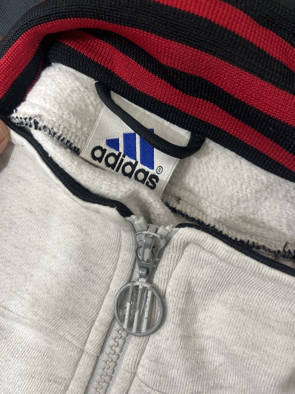 Adidas Adidas vintage 90s Zip Up embroidered Tracktop Size US XL / EU 56 / 4 - 8 Thumbnail