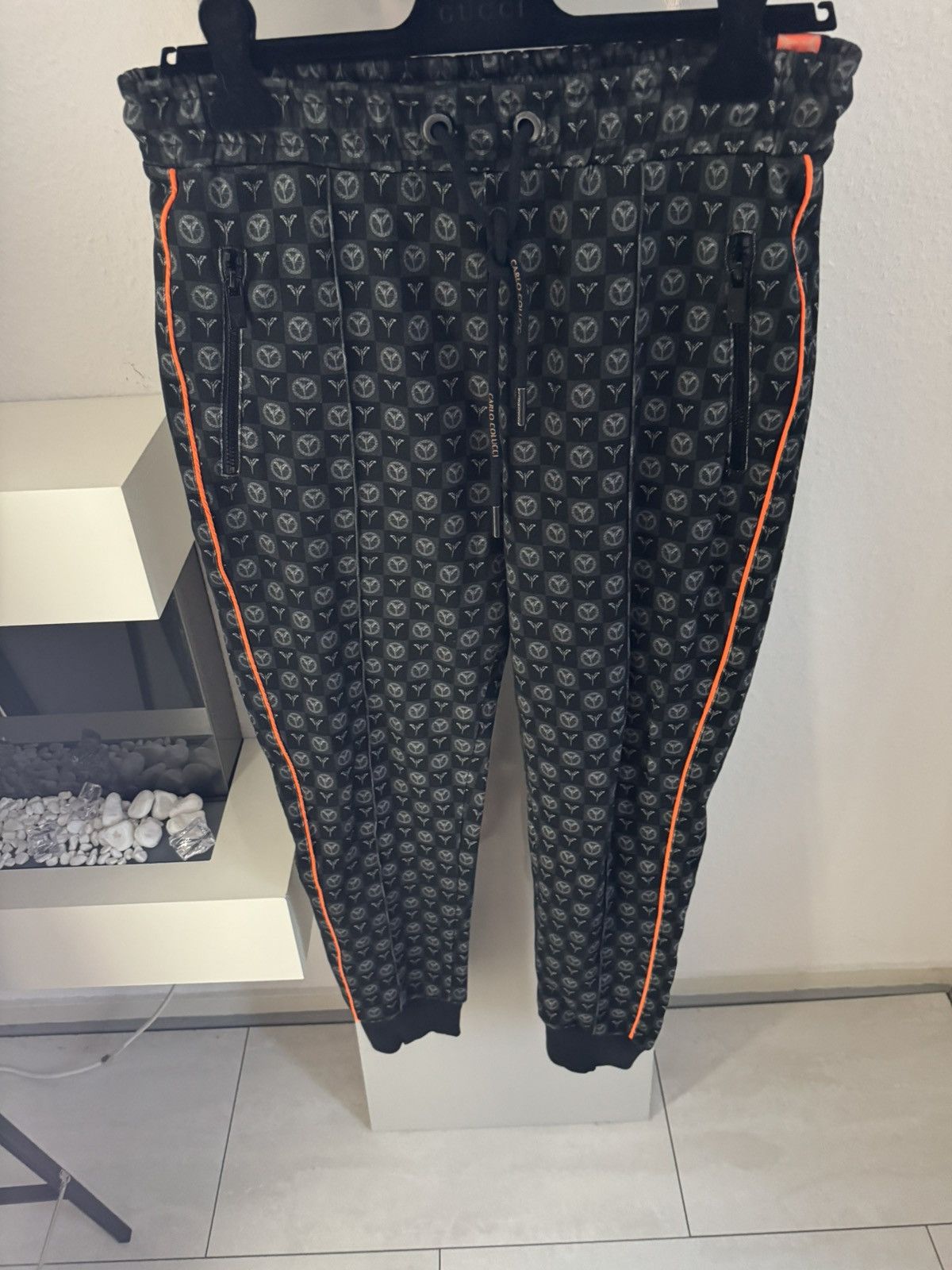 Carlo Colucci Carlo Colucci Monogramm Sweatpants Size US 32 / EU 48 - 1 Thumbnail