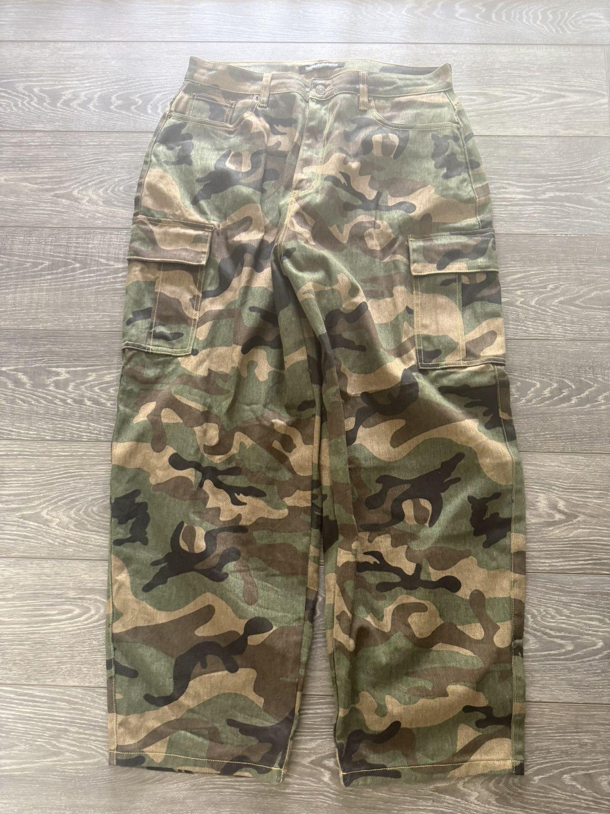 HMDD × The GV Gallery IHP Camo Cargos Size US 34 / EU 50 - 1 Thumbnail