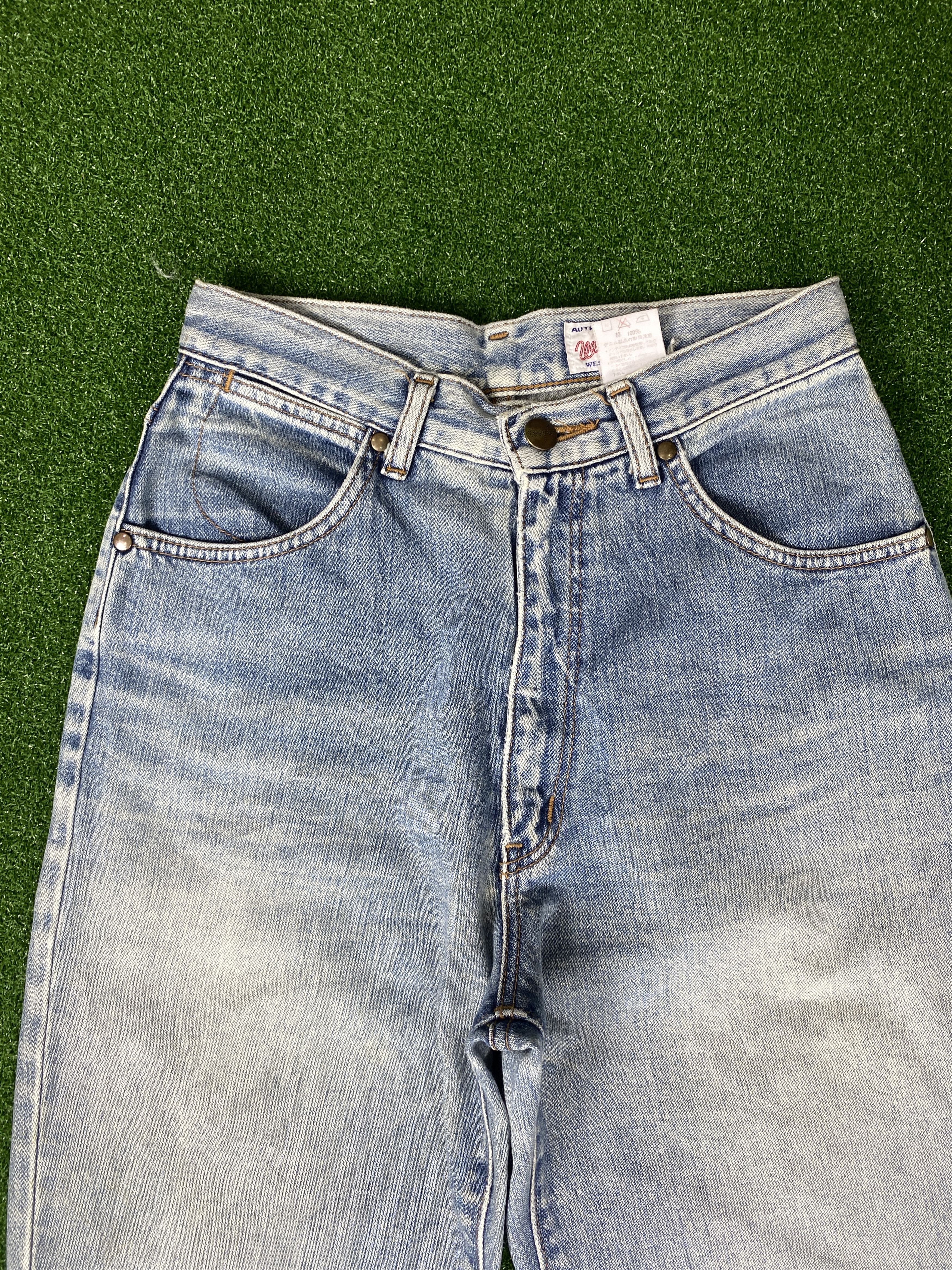 Vintage × Wrangler Vintage Wrangler Boot Cut Faded Mid Wash Jeans CP0052 Size 26" / US 2 / IT 38 - 2 Thumbnail