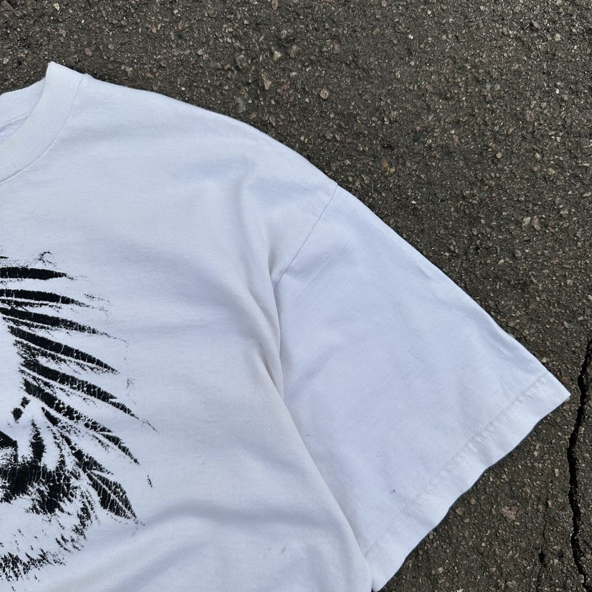 Designer × Vintage Vintage T-shirts Indian Big Logo Style USA Y2K 00s Size US XL / EU 56 / 4 - 4 Thumbnail