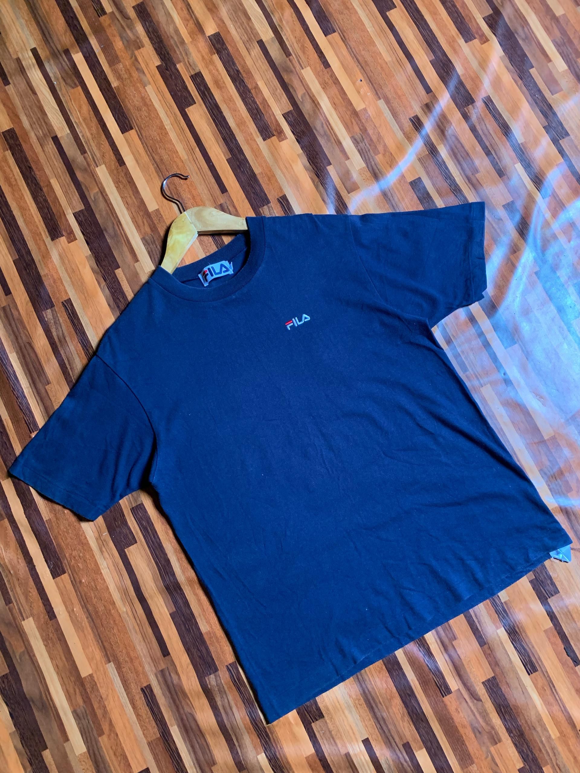 Fila Vintage Fila shingle stitch Spell Out made in japan Size US L / EU 52-54 / 3 - 1 Thumbnail