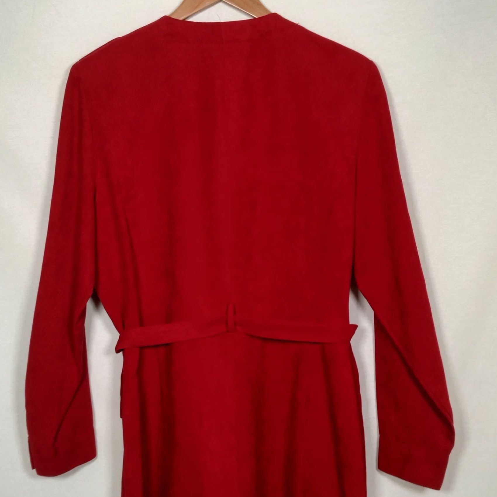 Vintage VINTAGE Dressbarn Dress Shirt Womens 14 Red Microsuede Long Sleeve Button Up Belted Office Wear Size XL / US 12-14 / IT 48-50 - 8 Thumbnail