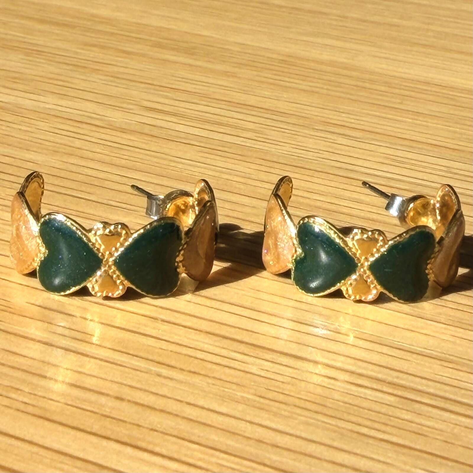 Other Vintage Glitter Enamel Heart Earrings Gold Tone Size ONE SIZE - 2 Thumbnail