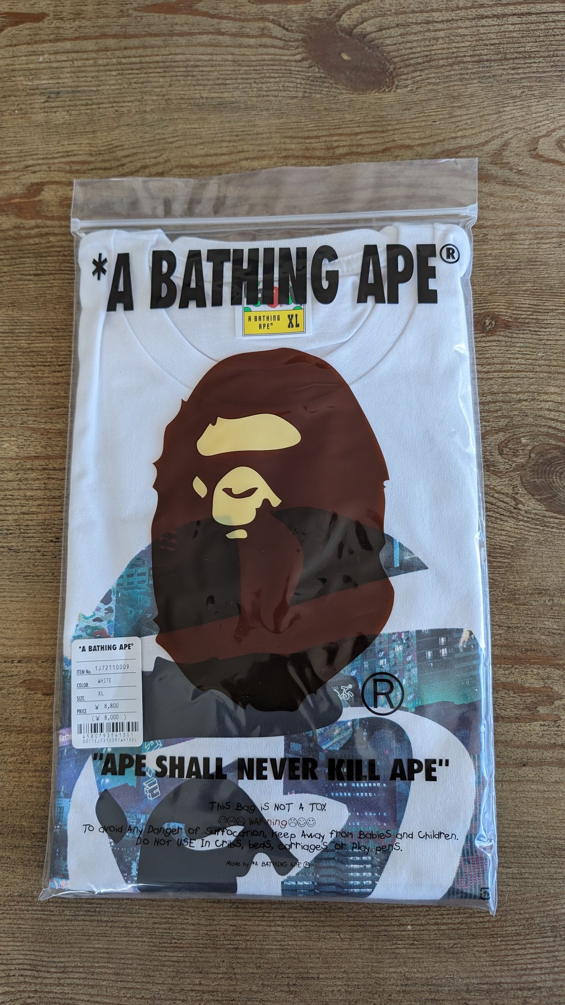 Bape BAPE - Neon Tokyo Tee Size US XL / EU 56 / 4 - 5 Thumbnail