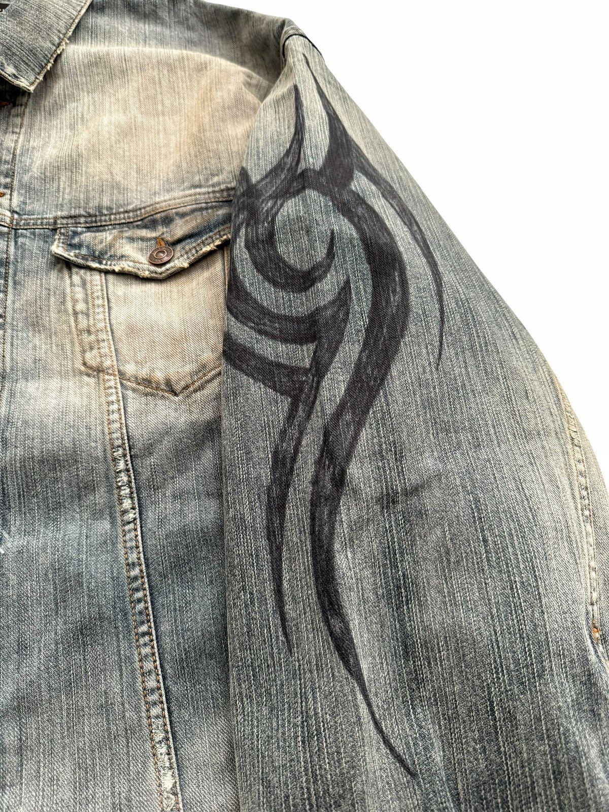Balenciaga 2024 Y2K Tattoo Tribal Oversized Denim Jacket Size US XL / EU 56 / 4 - 6 Thumbnail