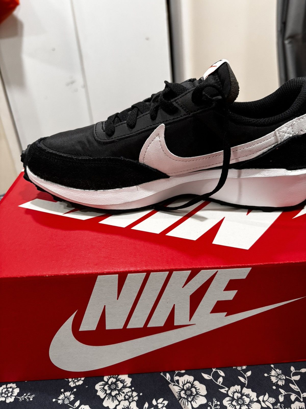 Nike Nike Air Waffle LD trainers in black and white Size US 6.5 / IT 36.5 - 1 Thumbnail