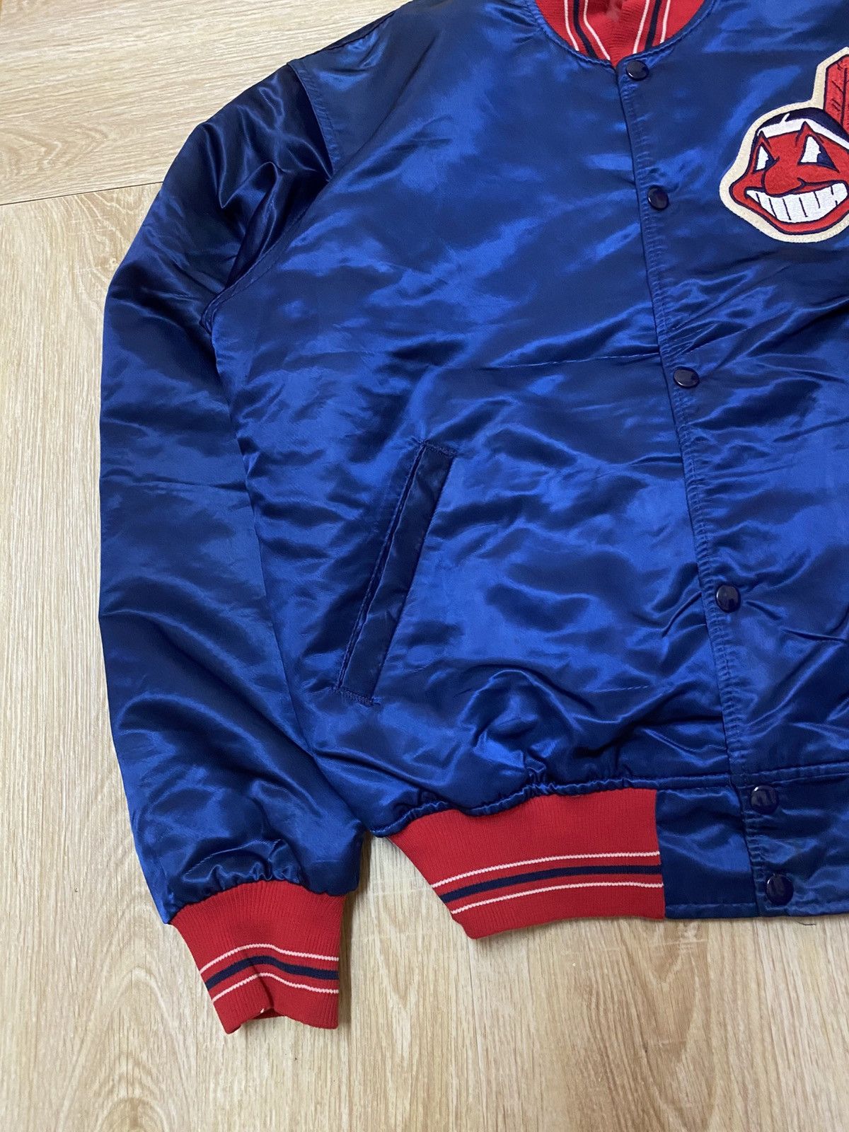 Starter Vintage starter cleveland indians satin varsity jacket Size US M / EU 48-50 / 2 - 3 Thumbnail
